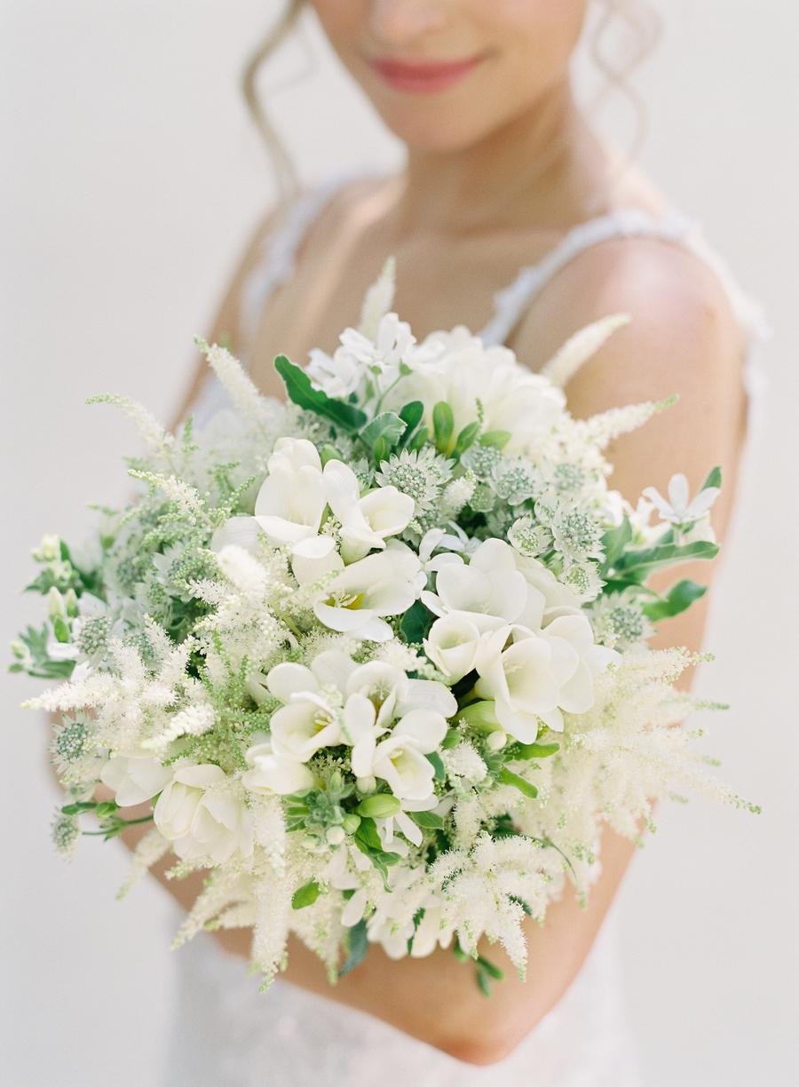 gorgeous florals for malibu wedding