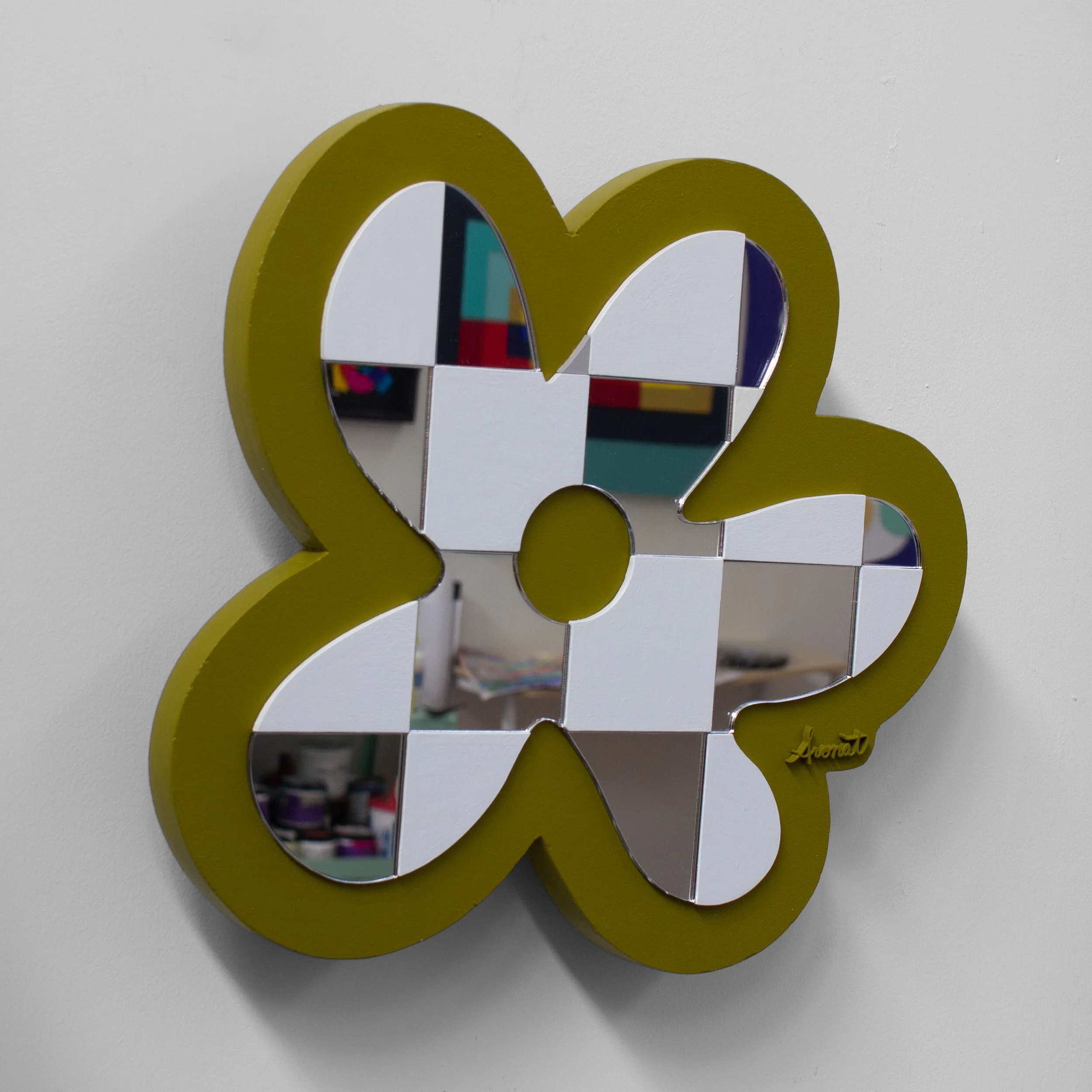 Blooming - Chartruese - side.jpg