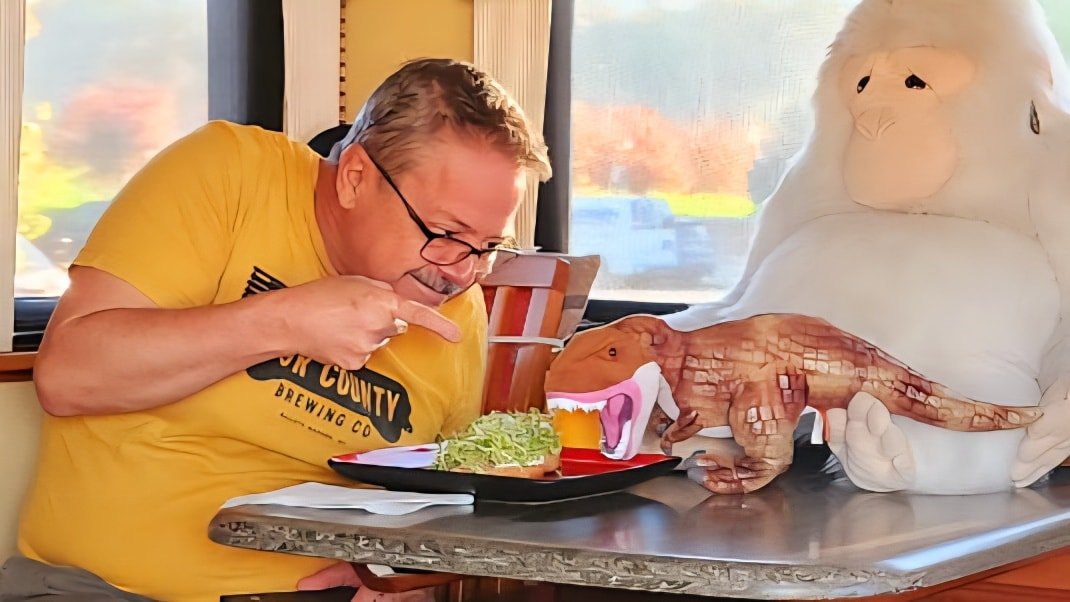 We're back On Road Again!  Bob &amp; Rex are very Happy 😊 #Adventures #rvlife #rvlifestyle #travelusa