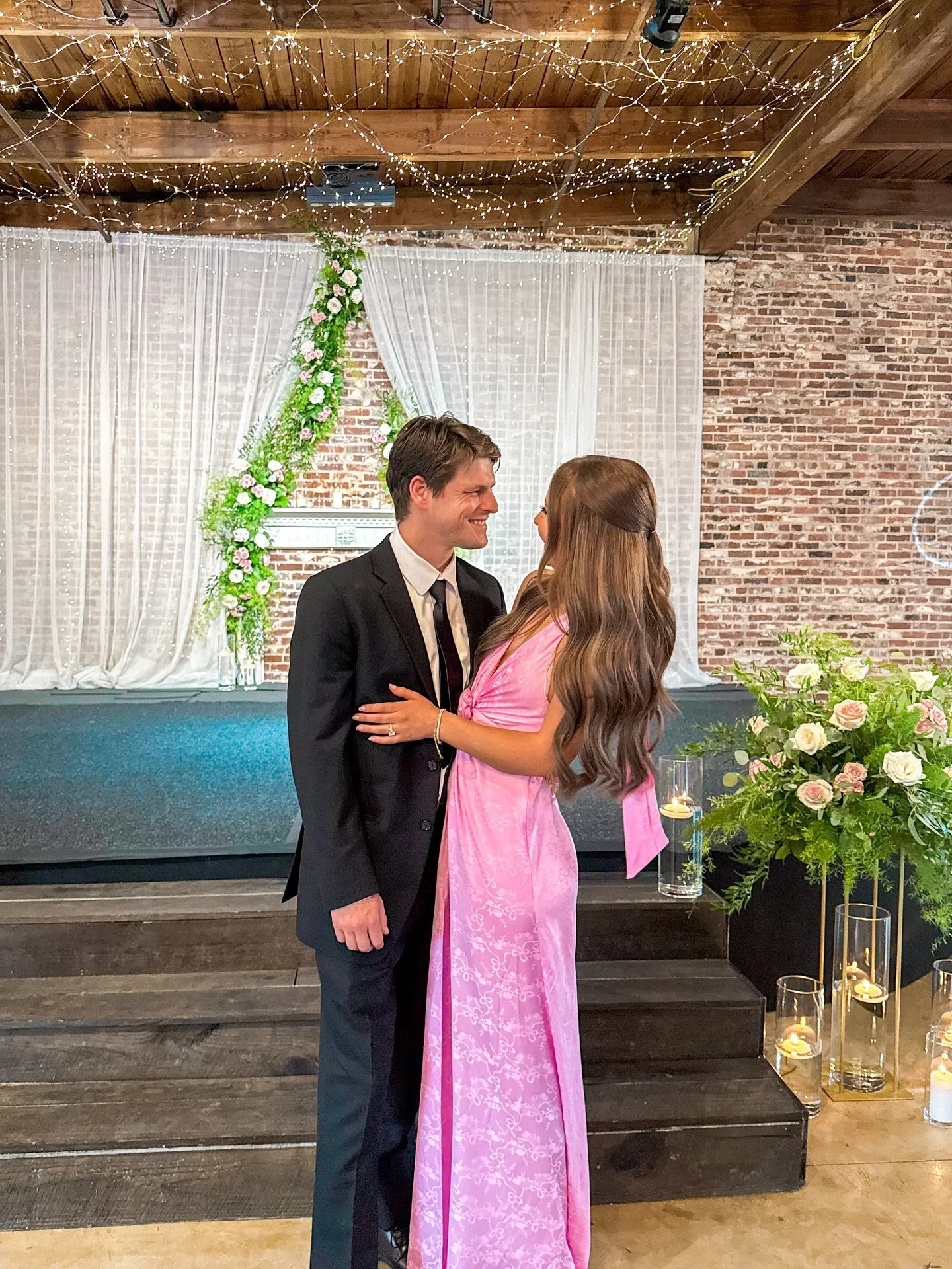Dibs on the best man!!✨🫶🏼👀
&bull;
We had such a fun weekend celebrating the Kirklands😙👰🏼 Always a fun time when it ends on the dance floor screaming Taylor Swift😏