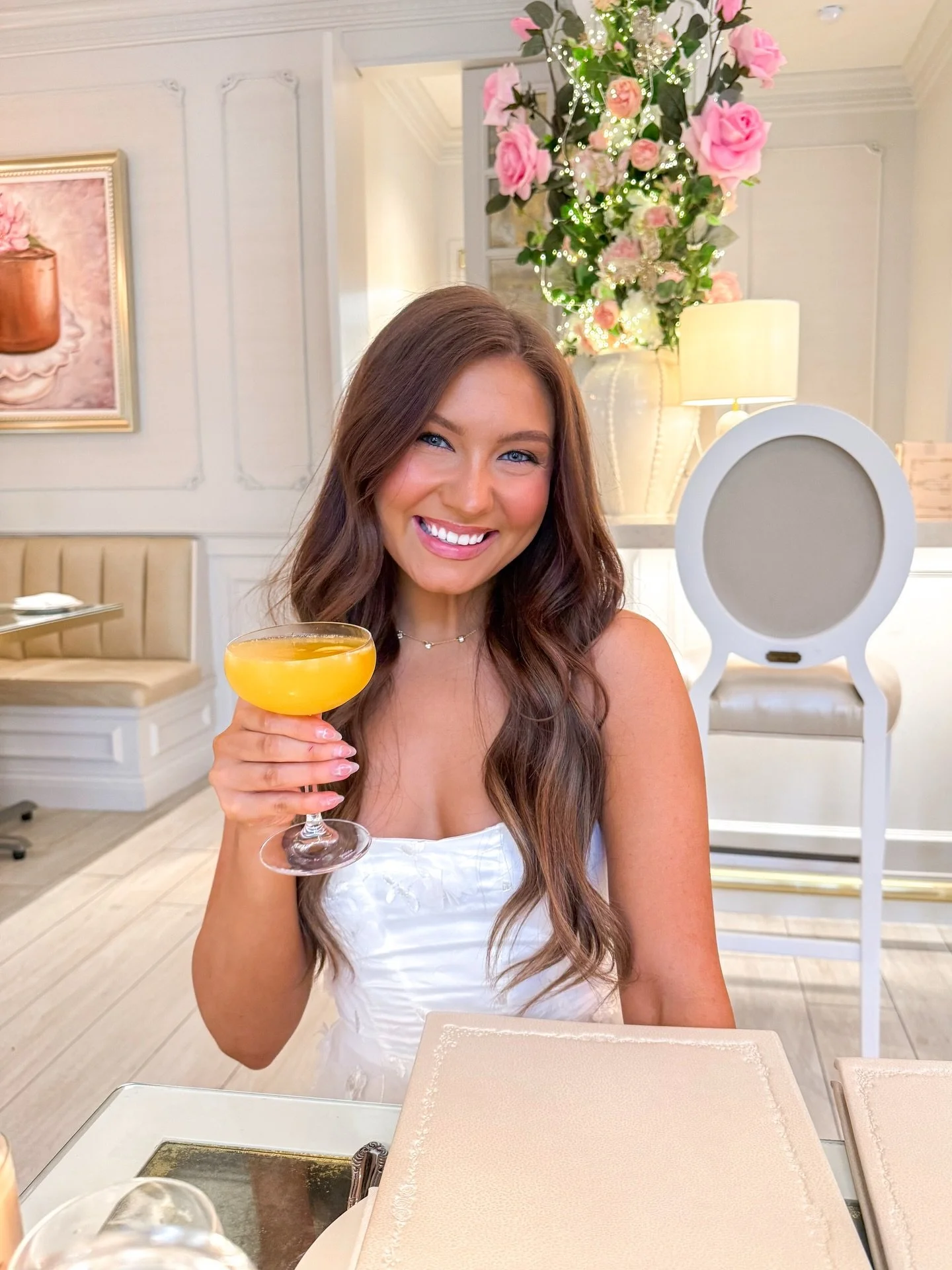 Playing grown up tea party🫖🩷
&bull;
Still dreaming about this cake🤤🍰 What is everyone&rsquo;s favorite cake flavor? I love a berry mix in🍓🫐 Happy Sunday, loves! I hope your day is sweet and productive✨

Comment SHOP below to receive a DM with t