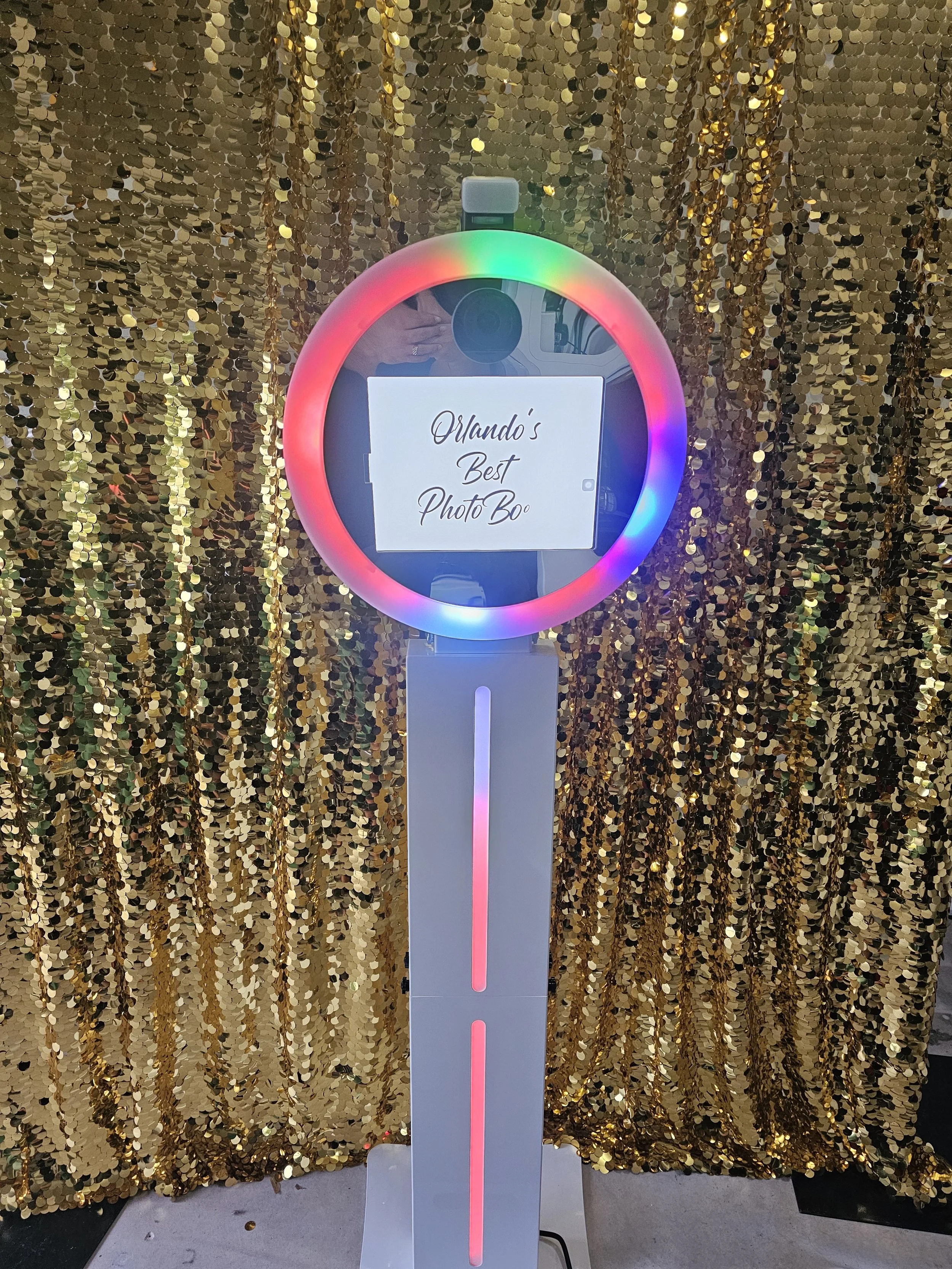 Orlando Florida Luxury wedding photo booth. High Quality photo booth for weddings, birthdays, corporate events, and many other type of events. Click the link and get a Free quote on a photo booth service!