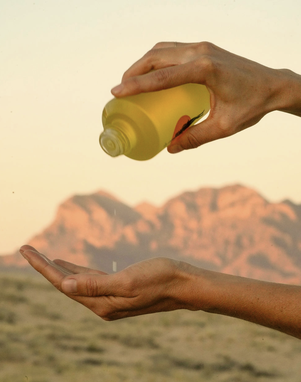 Hinoki Body Oil2.png
