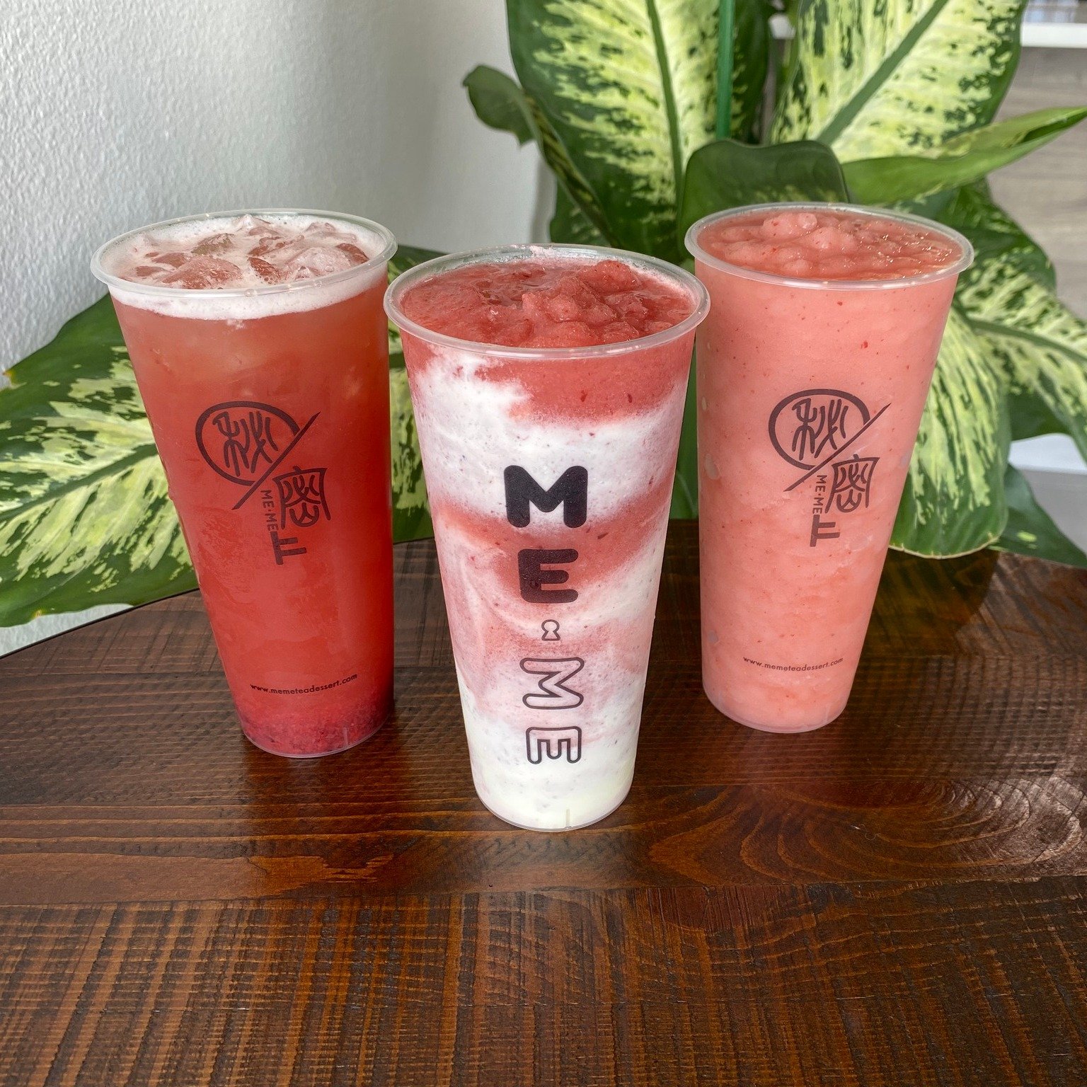 Summer is coming which means it's the perfect time for blended drinks!❄️ Which ones are your go-to flavors? Fruity🍓 or cookie🍪

‼️OPEN DAILY AT 8:30AM!⏰ Closed Tuesdays
🔑Happiness starts with Me&middot;Me
📱Link in bio to order online!

#SupportLo