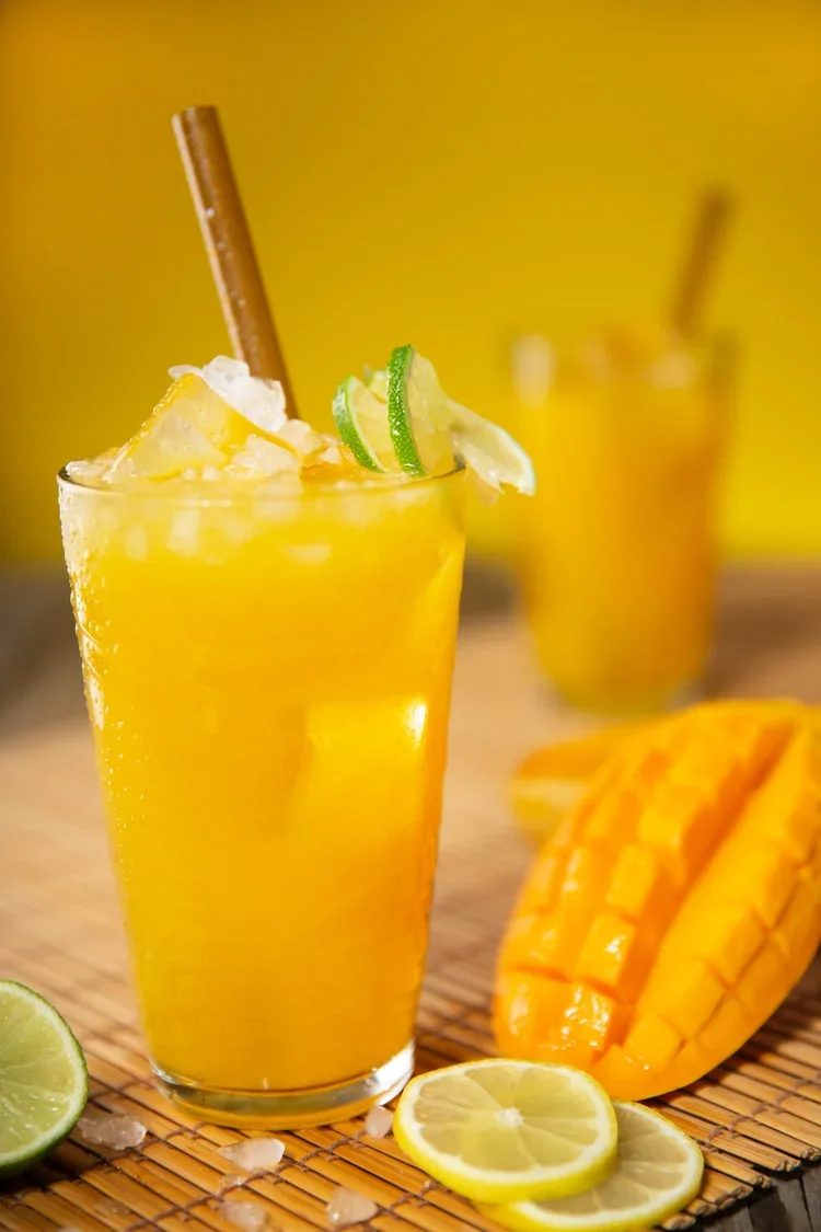 mango+lime+sam-hojati-lw8GflbJwLc-unsplash.webp