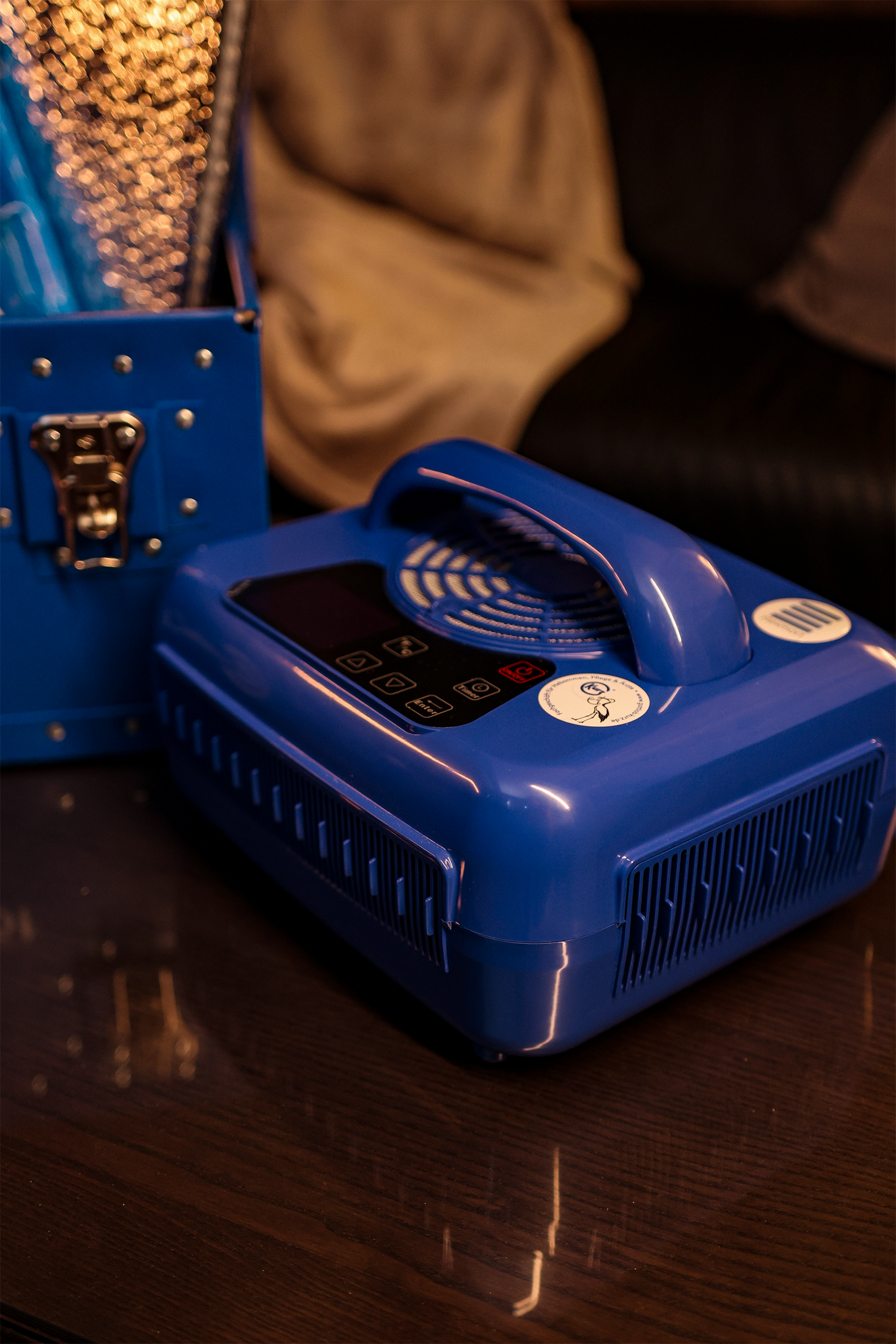 English — CuddleCot™