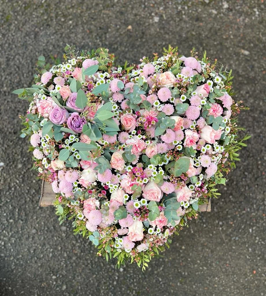 Funeral flowers Sutton in Ashfield