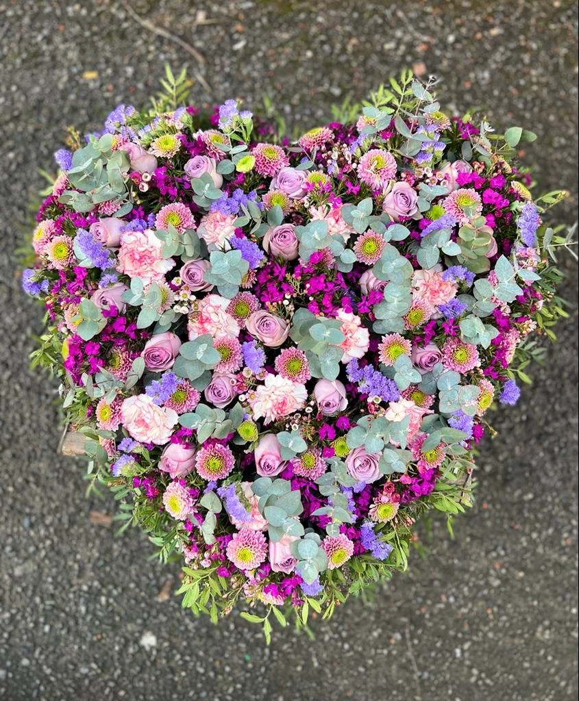 Funeral flowers Sutton in Ashfield