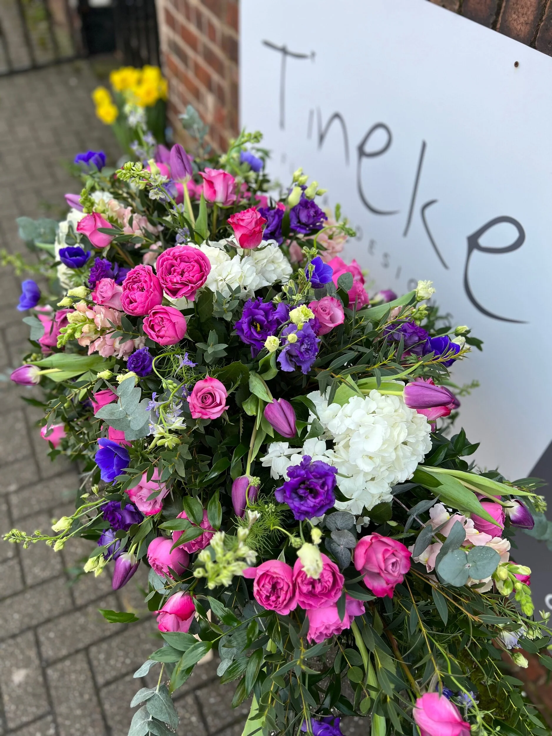 Funeral flowers Sutton in Ashfield
