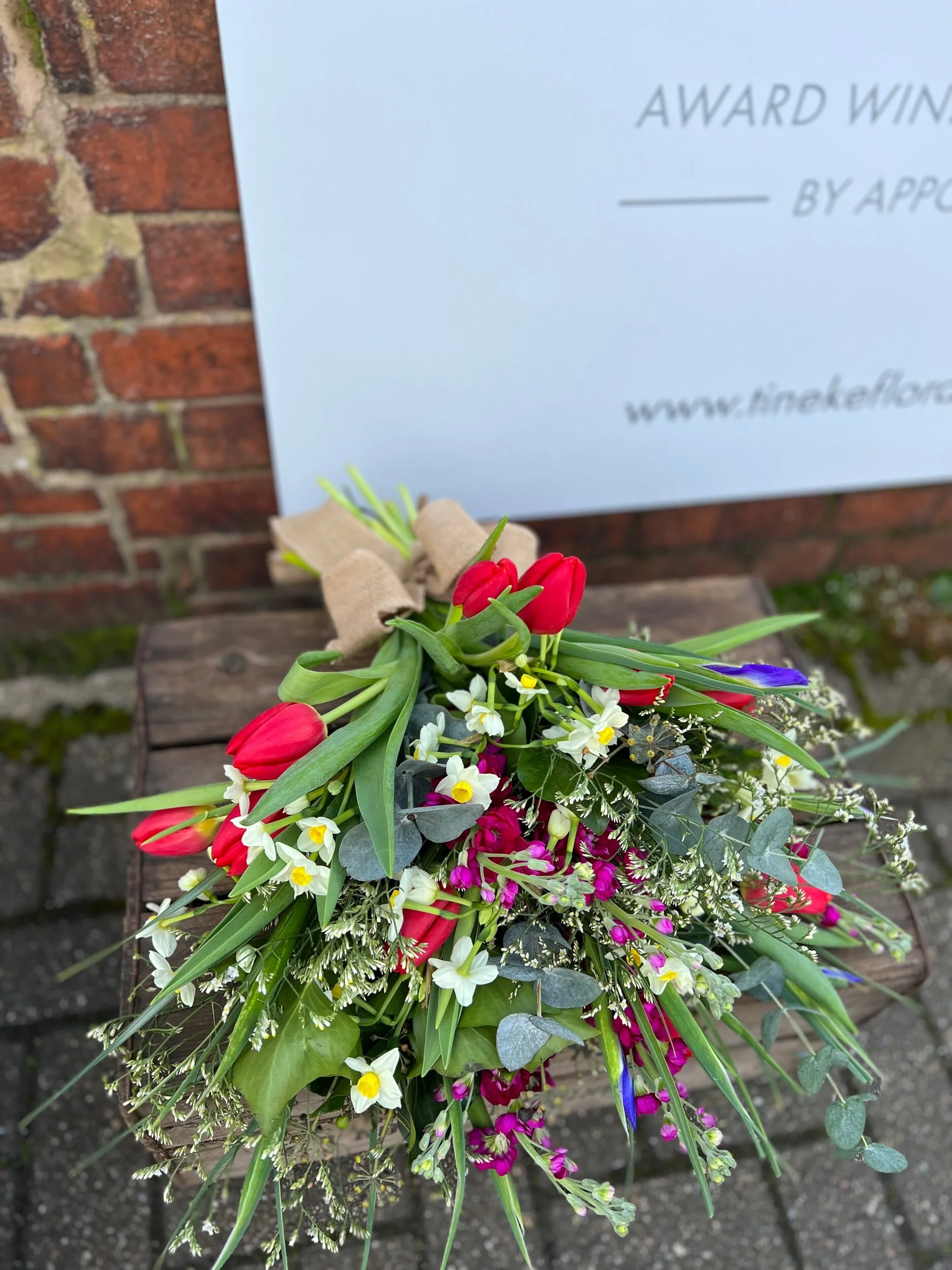Funeral bouquets Sutton in Ashfield