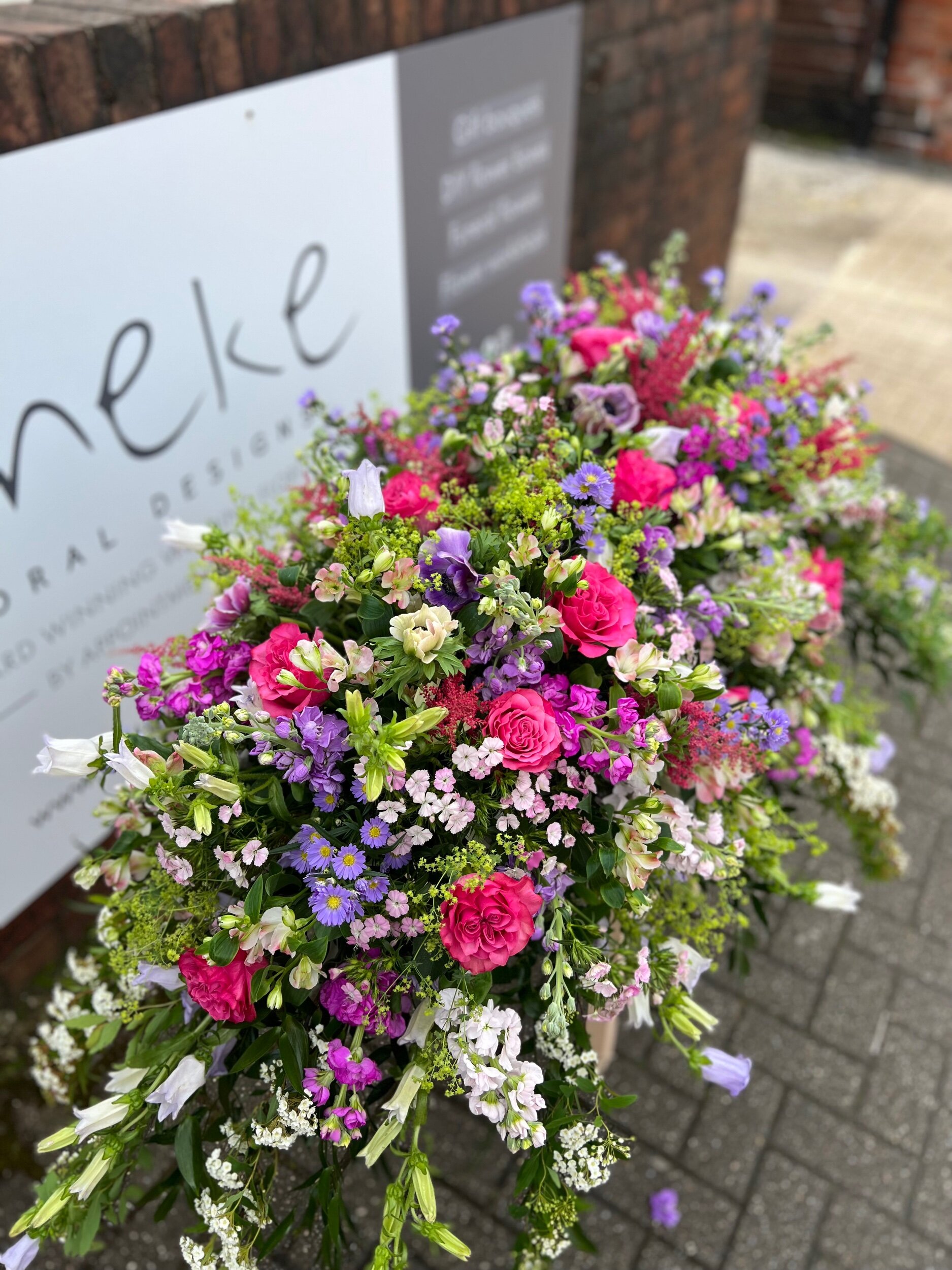 Funeral flowers Sutton in Ashfield