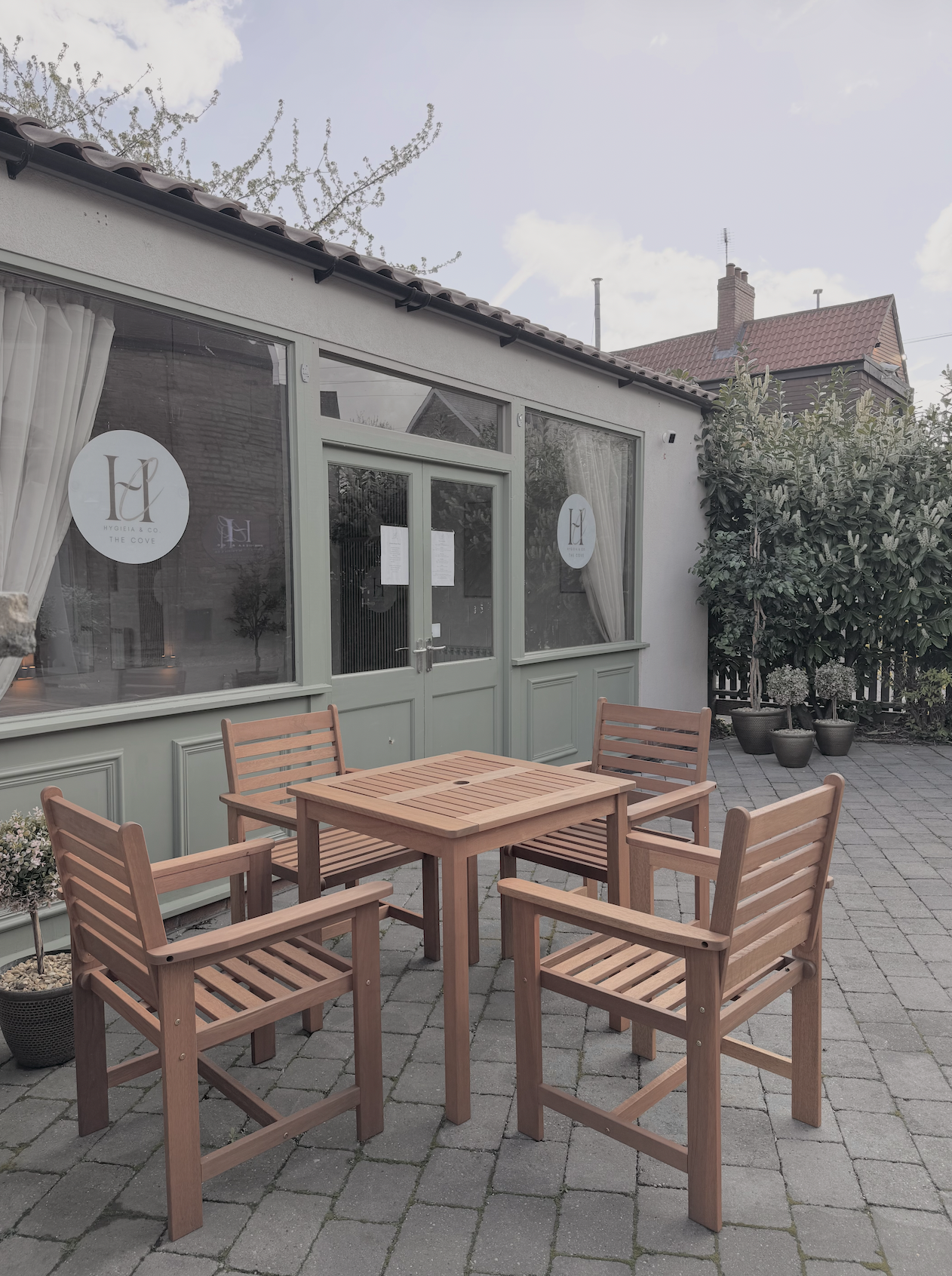 mansfield woodhouse anniversary flowers