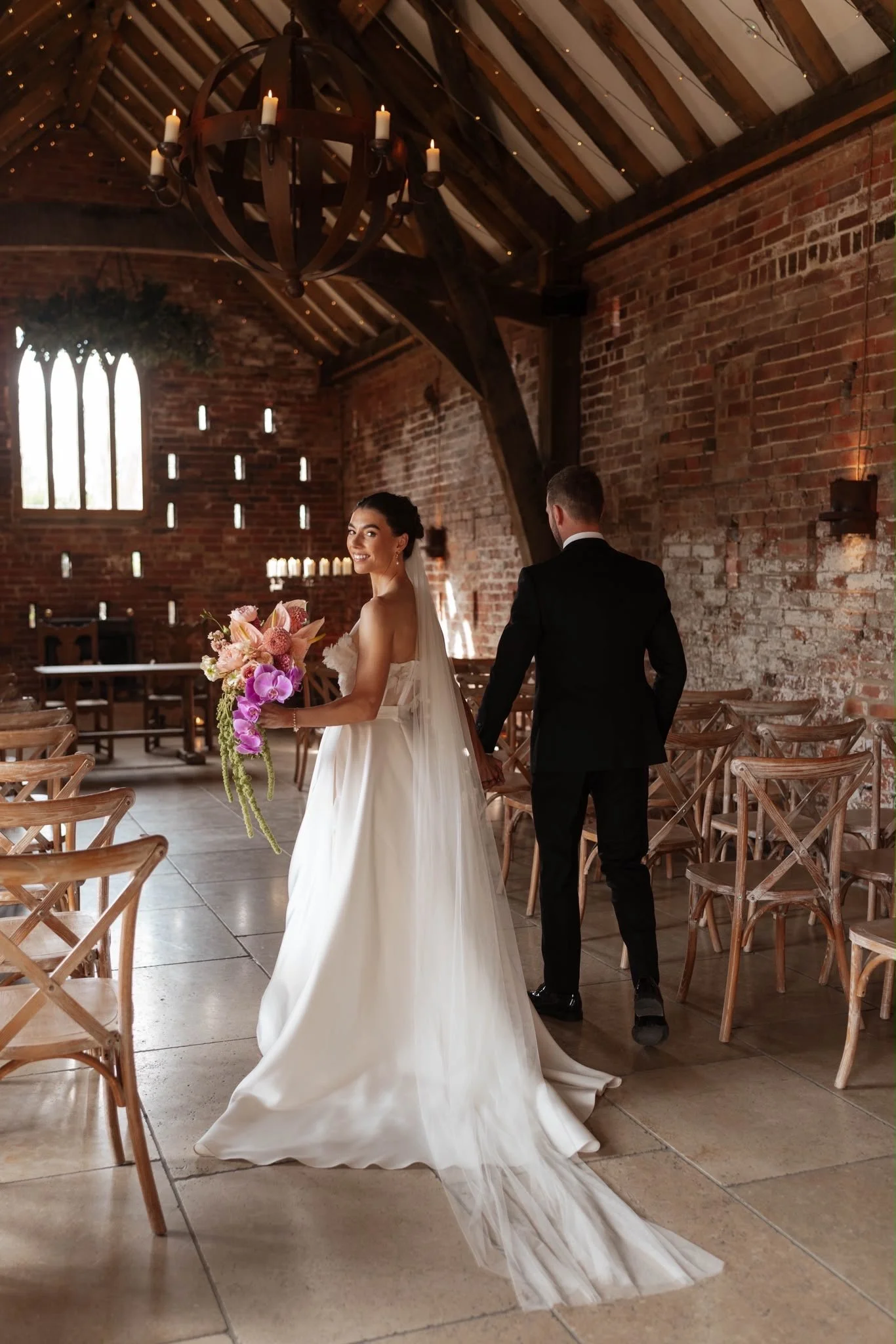 Vibrant Florals Meet Barn Romance