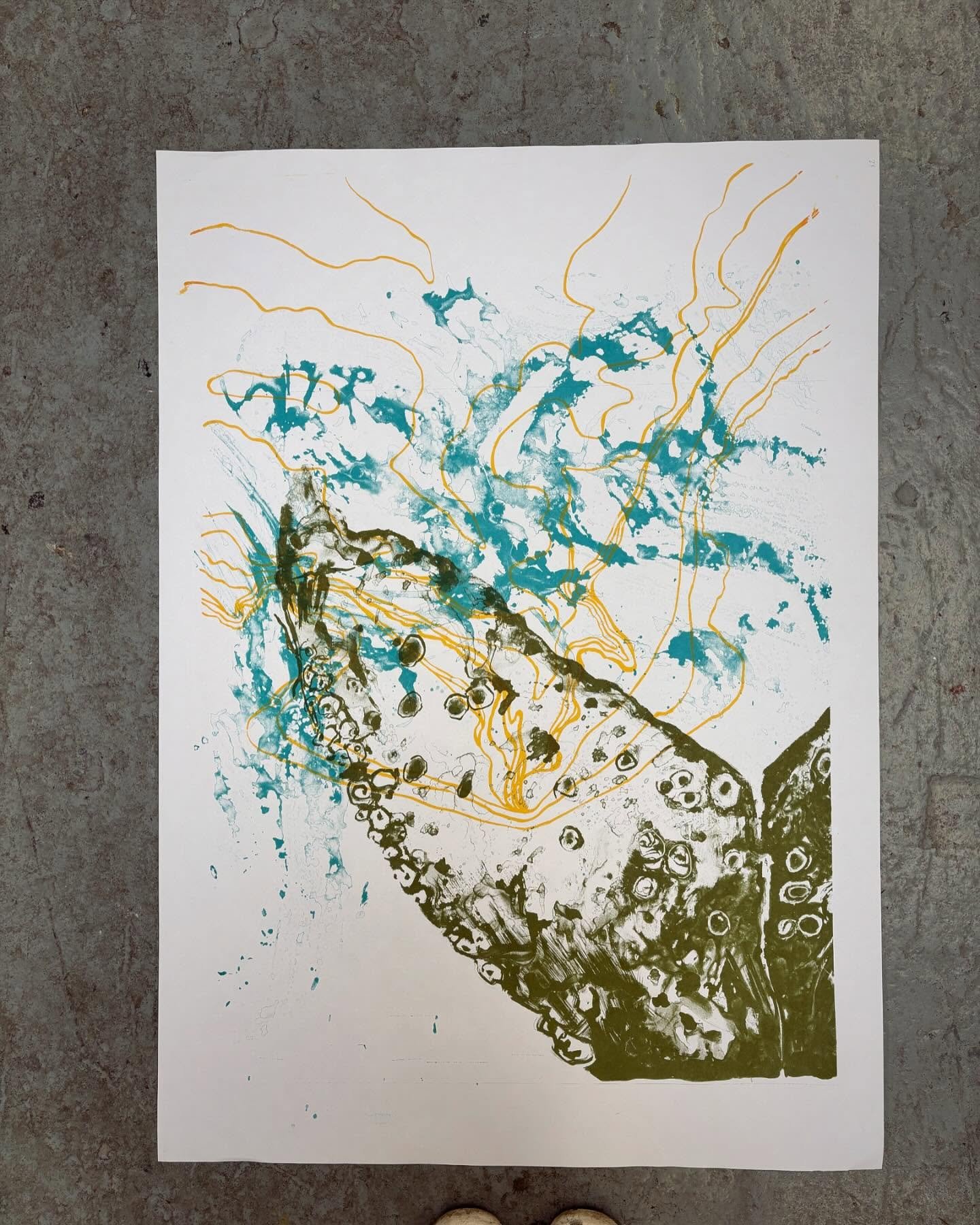 E X P L O R E  Today was a good day! I&rsquo;ve been feeling in a rush to resolve my latest print but sometimes the best thing to do is slow down and ponder. I&rsquo;m still working through this new palette but adding this forest green today started 