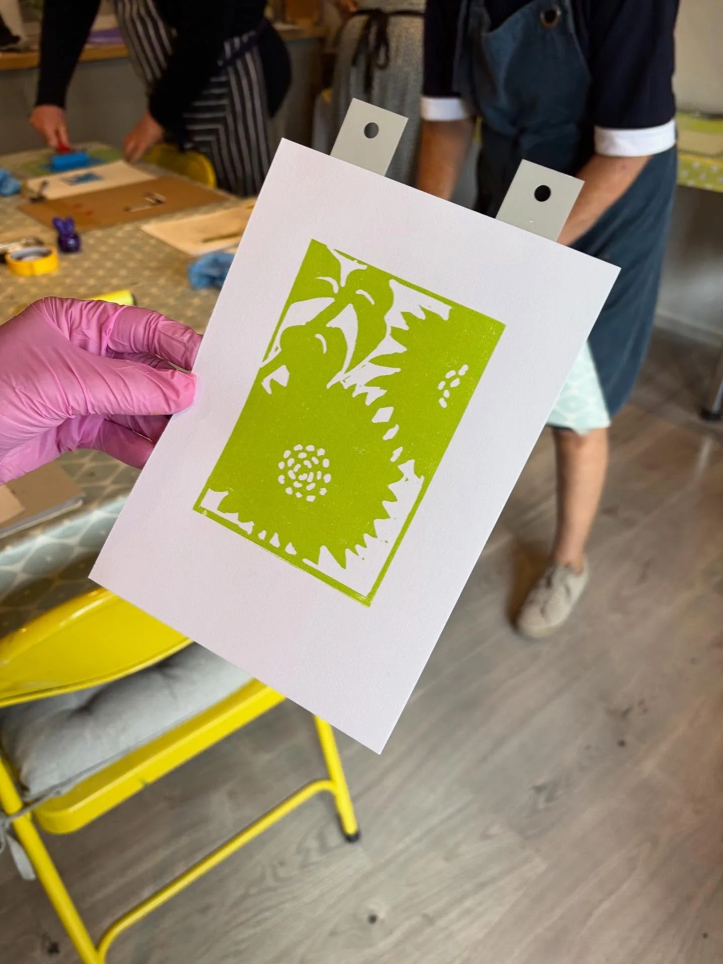 Well this was a challenge! 🤓 Giving reduction lino printing a really good go and learning so much from working with awesome students! I was really pleased with these fabulous results, even if we did need a lie down after 😆 It is harder than it look