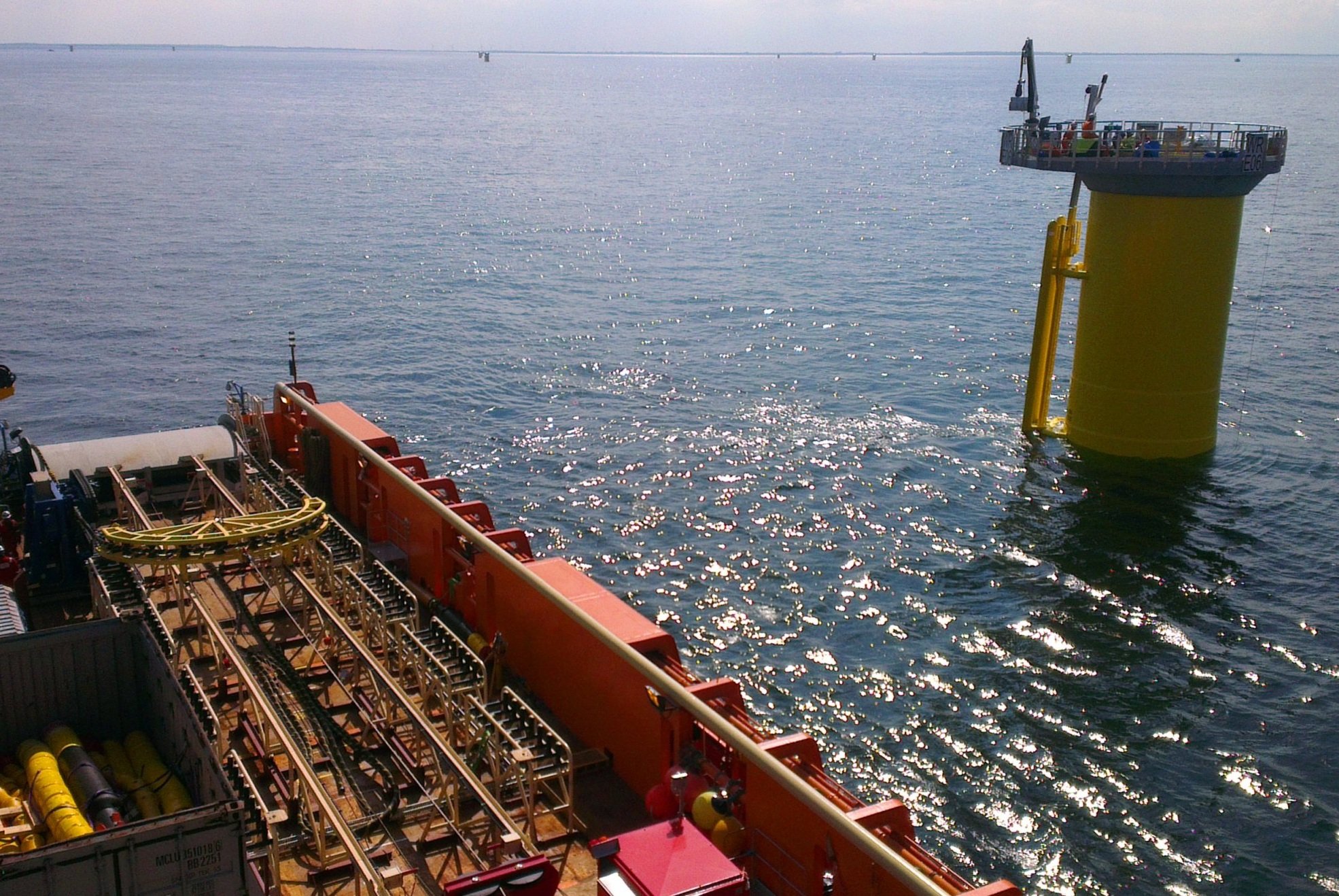Osbit cable spread working offshore to lay cables