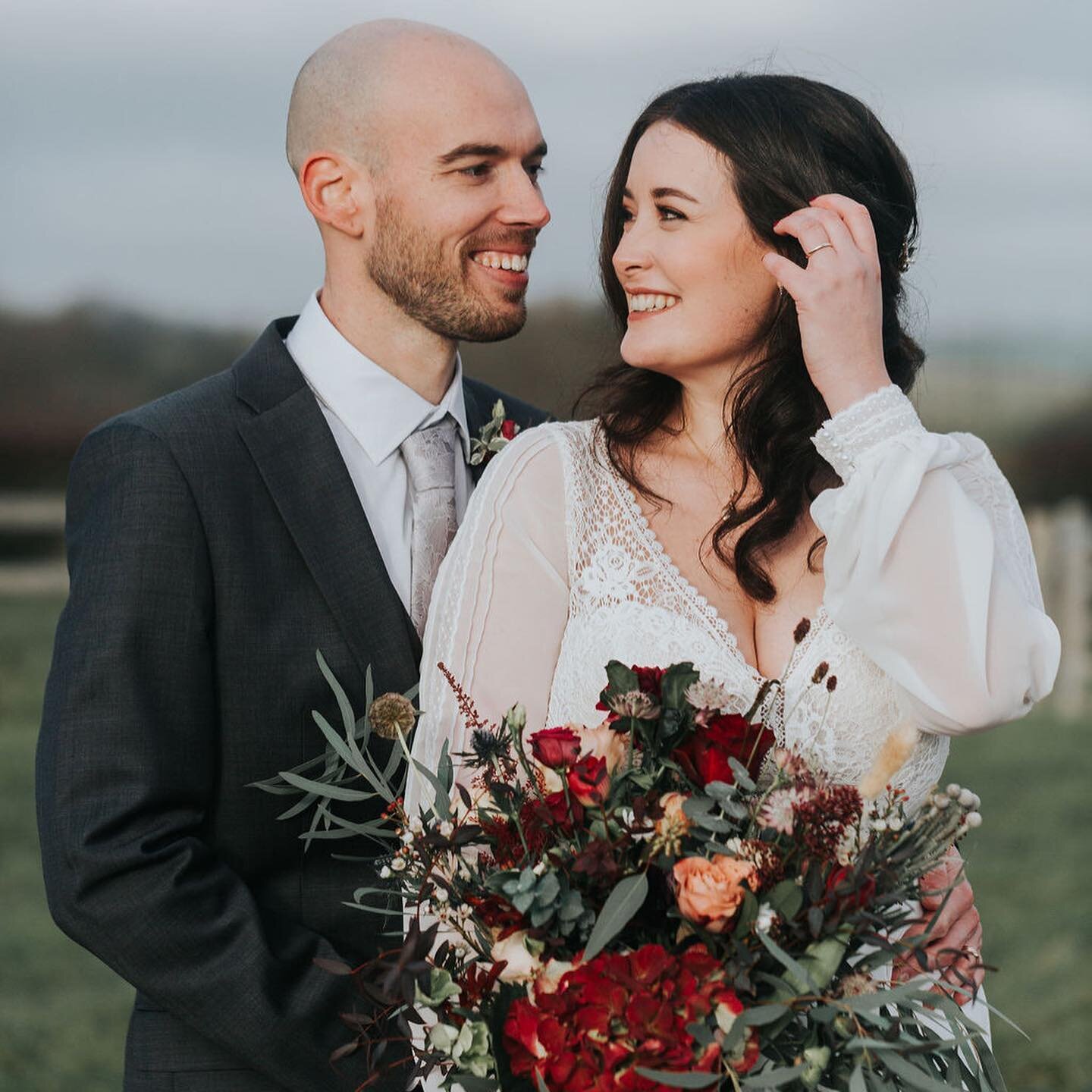 Starting 2022 with a few little previews from this gorgeous wedding at @bowerchalkebarn. C&amp;P had the most gorgeous winter sun!! 

Getting back into my editing today so keep an eye out for some sneaky pics coming soon!! 

Venue: @bowerchalkebarn H