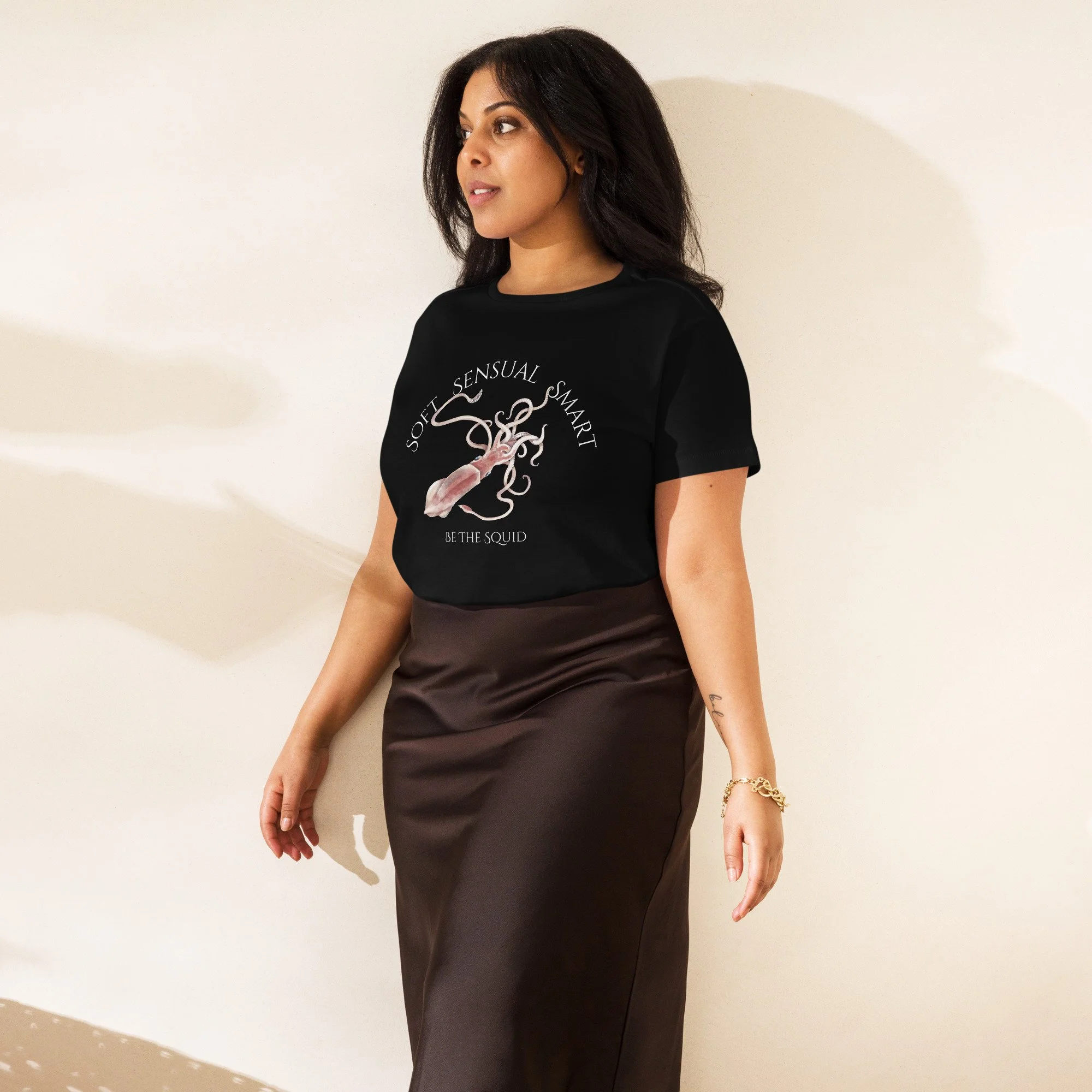 womens-high-waisted-tee-black-front-672cb9dfec908.jpg