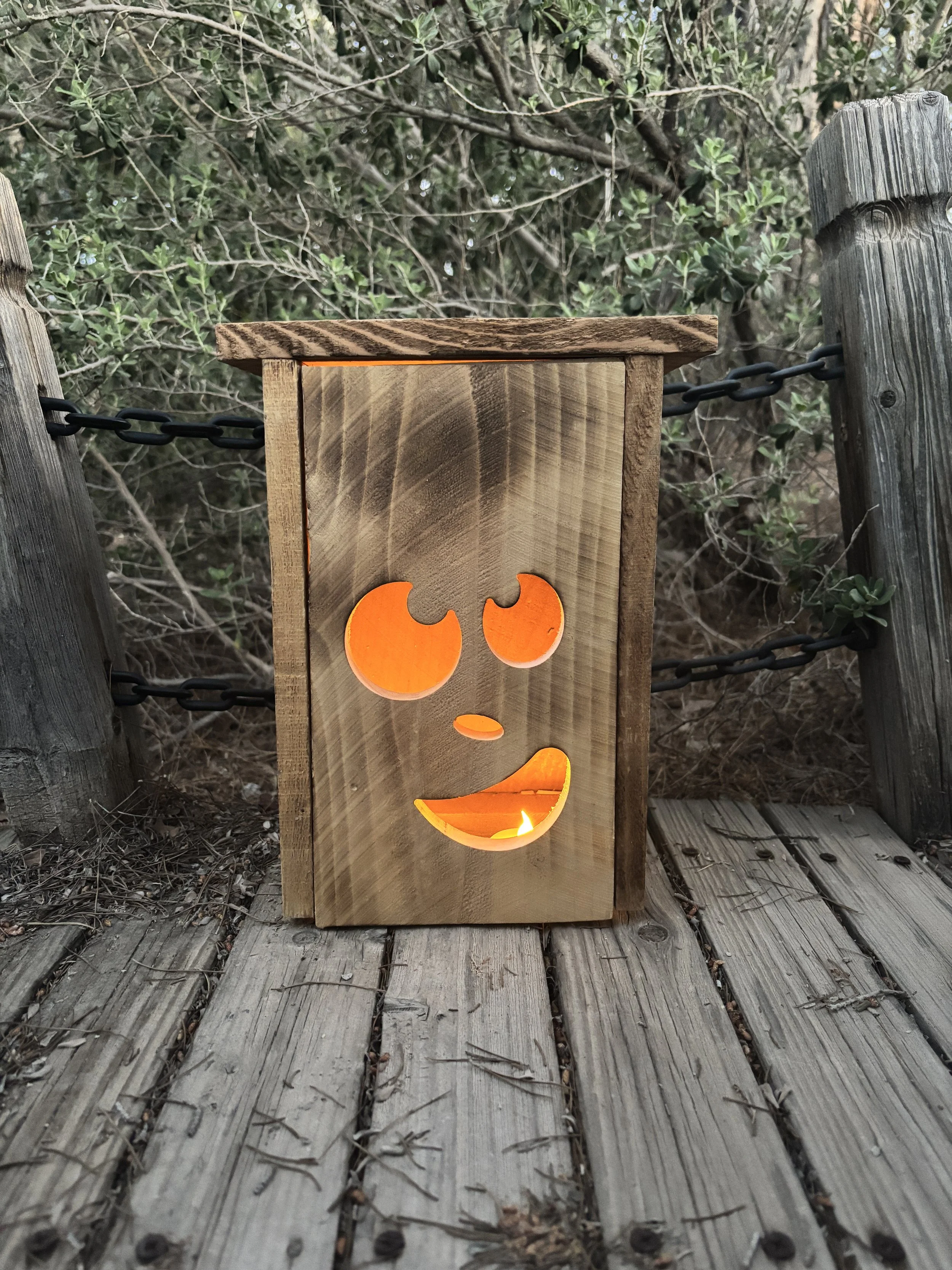 Hi, I’m Willy! | Personalized Cedar Halloween Lantern