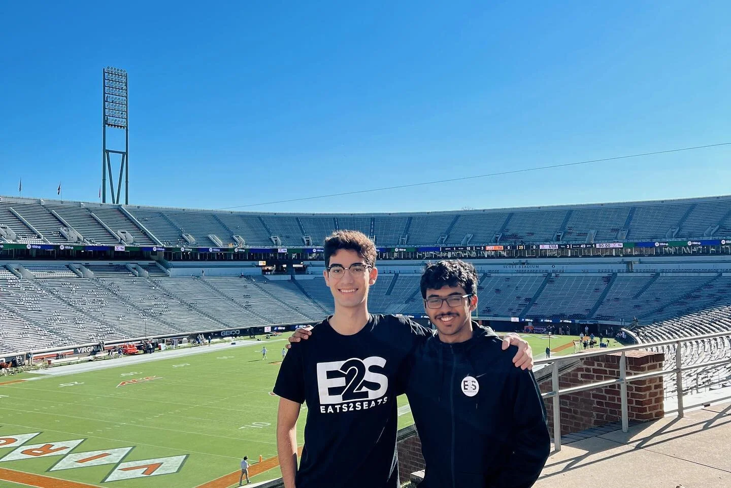 It’s not the place, it’s the people
Our UVA team brought the best energy all weekend🫡🍻
#eats2seats #eats2moon #collegefootball #football #UVA #concessions #leaders #studentssupportingstudents #Ateam #sidehustle #uvafootball