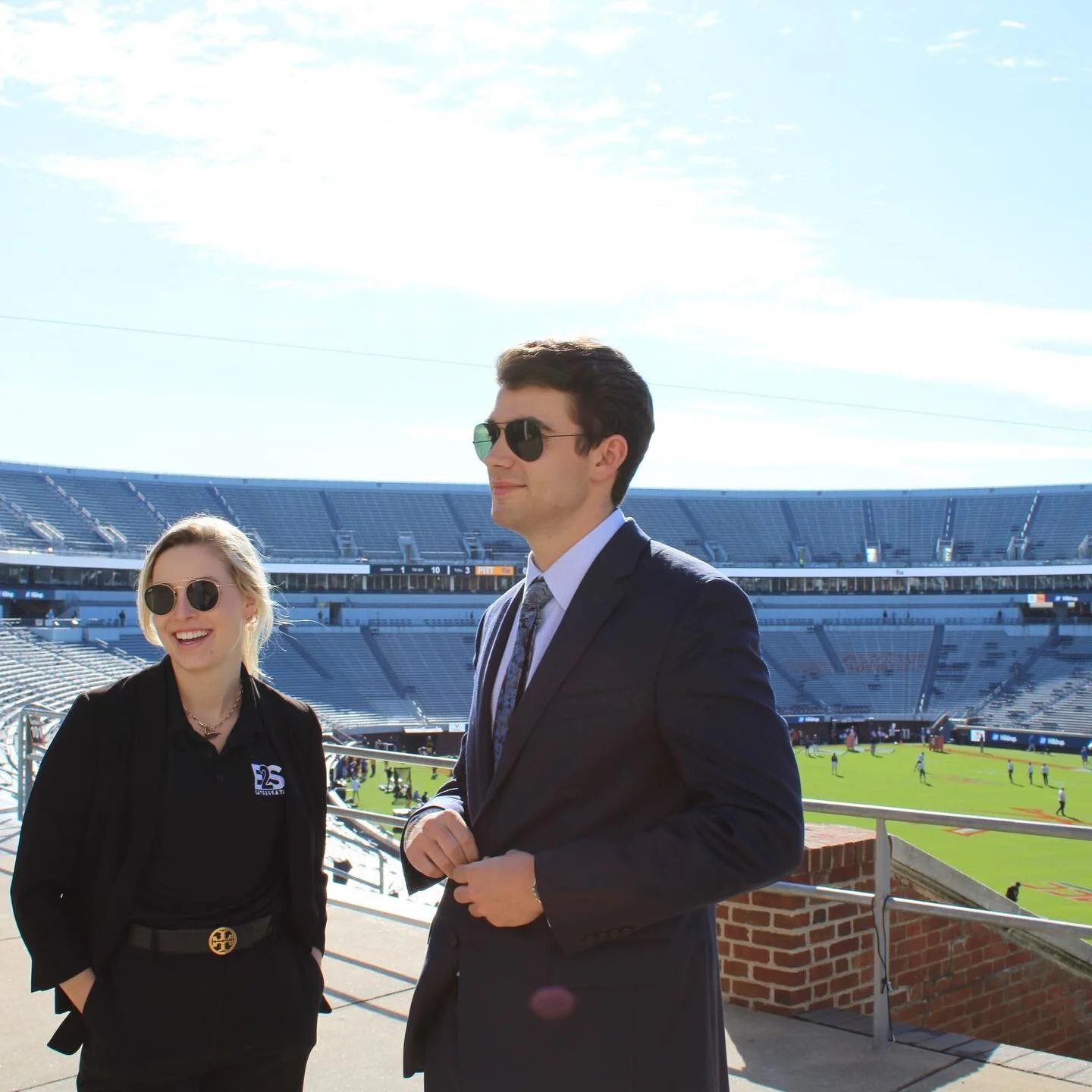 Did someone say JORDAN YEAR??? 
Happy New Year from the E2S family! Thank you to everyone who made 2022 a year to remember—Cheers to 2023, let’s ride🤞🚀🫡 
#2023 #lockedin #tothemoon #eats2seats #eats2moon #cheers