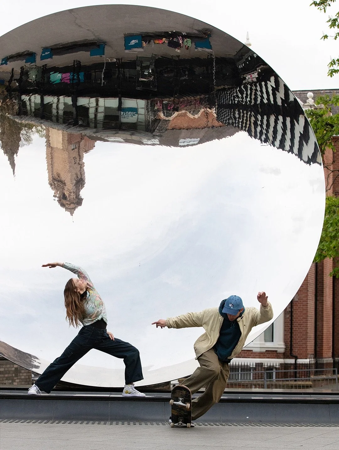 @namaskate_yogaforskaters are in Nottingham for a free yoga session Saturday morning, 11:00 - 12:00, as part of Skateboarding in the City III!

Come to People&rsquo;s Hall, bring your own yoga mat, and then see the rest of the festival activities aft
