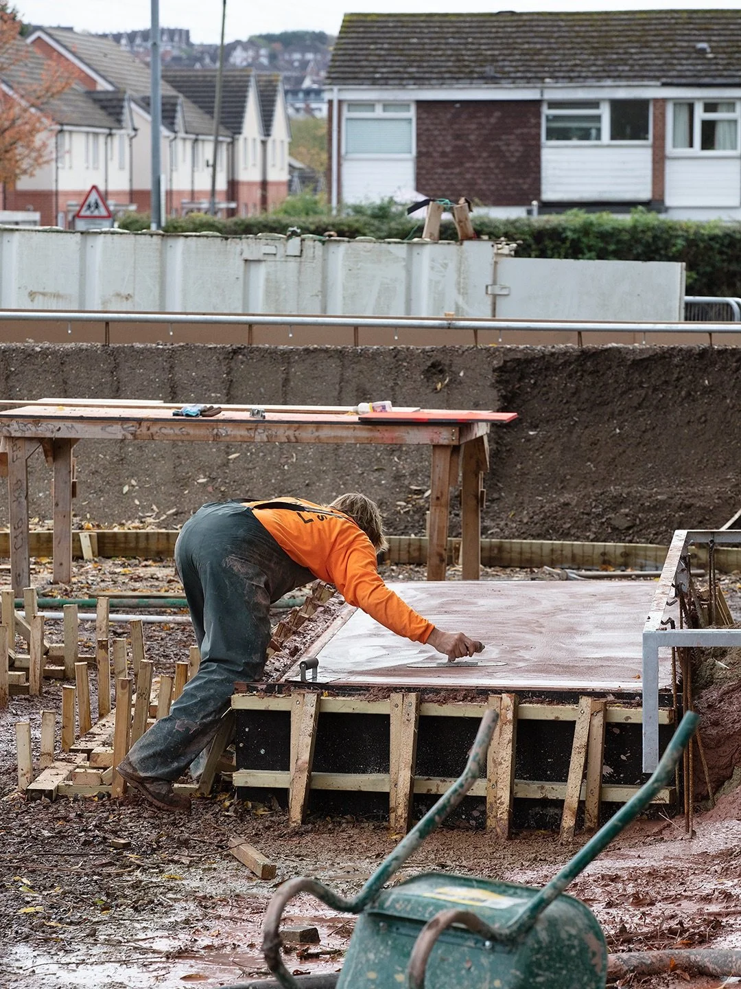 The new skatepark at Pasture Road, Stapleford, is making rapid progress! The team from @canvas_sps have completed most of the ground works and are now working hard on the main features and steelwork, you can really see the skatepark starting to take 
