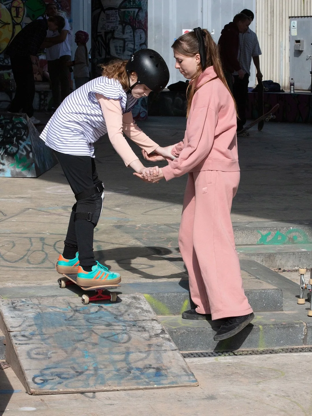A few moments from our &lsquo;Fix-ups &amp; Fastplants&rsquo; afternoon at @tramlinespot a couple of weekends ago. Big thanks to everyone who supported or got involved!⁣
⁣
🤝 If you can support making more free events like this happen in Nottingham c
