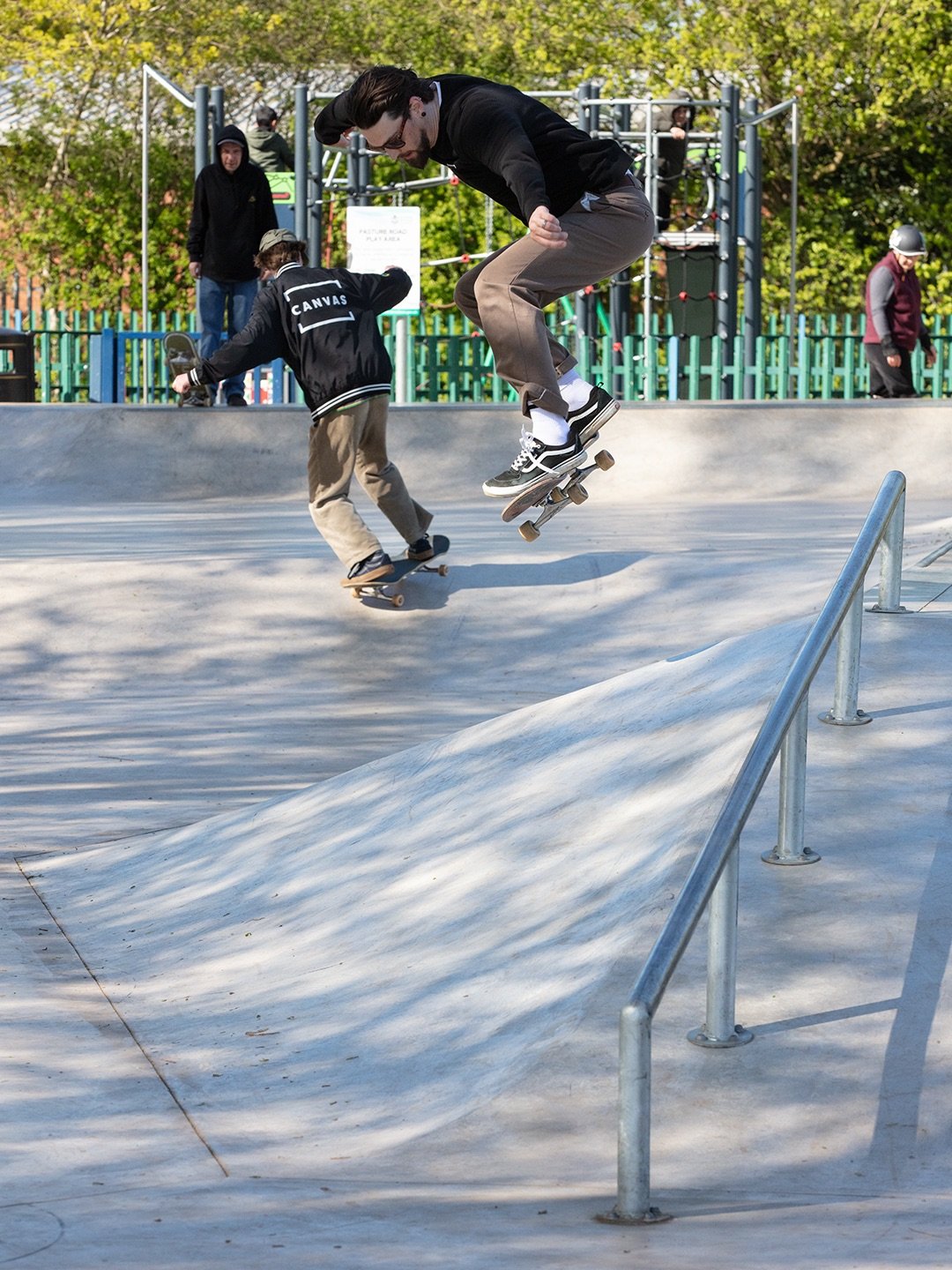 The sun was out for our opening day at @staplefordskatepark with @canvas_sps &amp; Broxtowe Borough Council at the weekend!⁣
⁣
A big thanks to everyone who joined us to mark the official completion of this local, community-led project, including many
