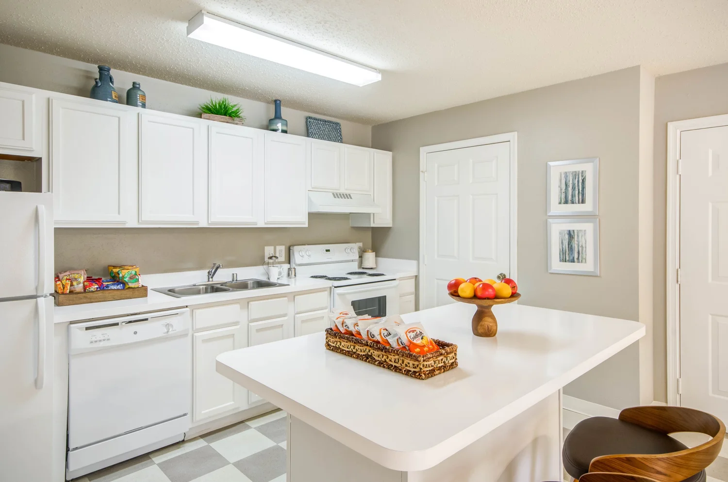 Milestone Apartments Gallery — Milestone