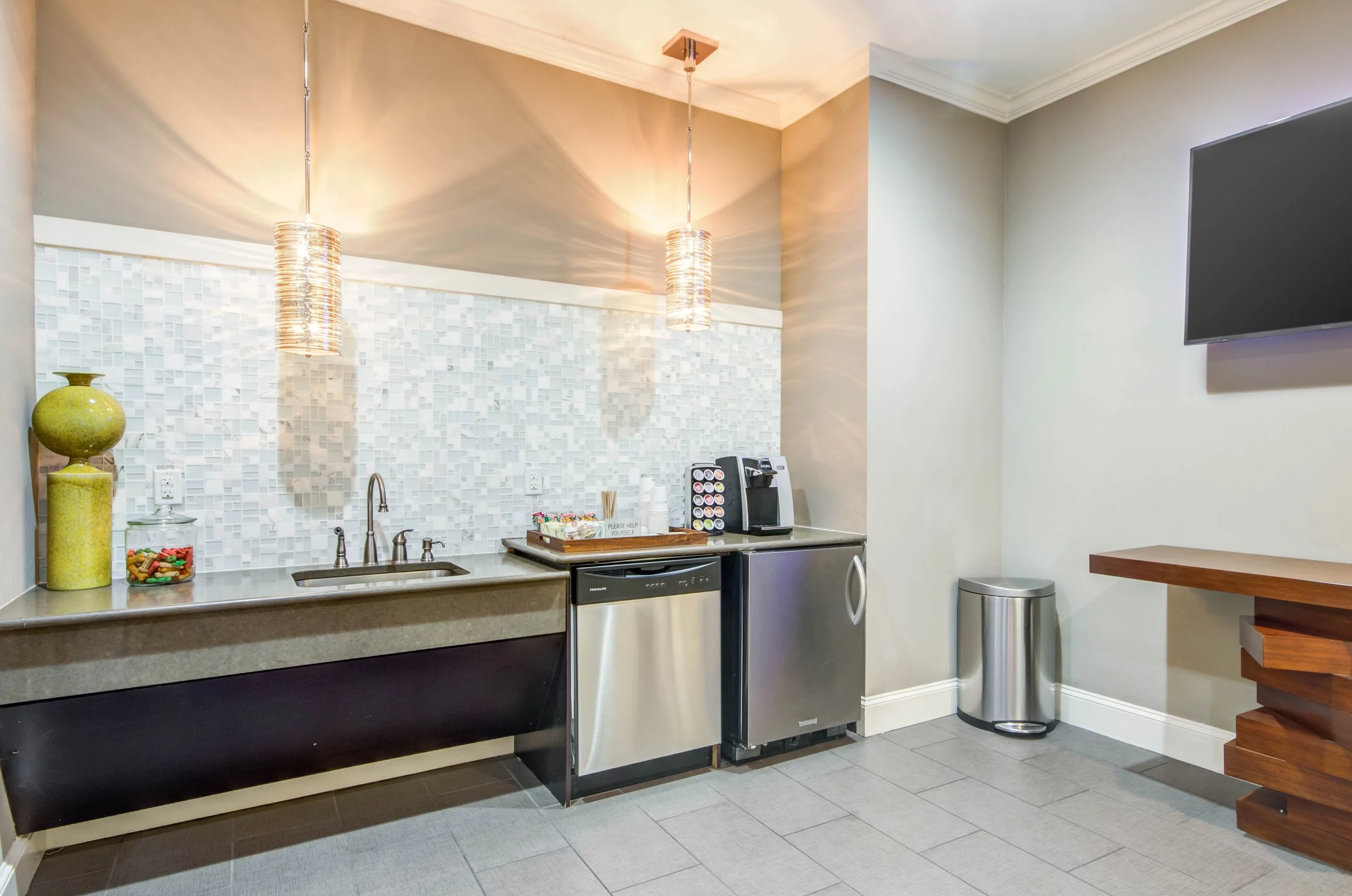 Milestone Apartments Gallery — Milestone