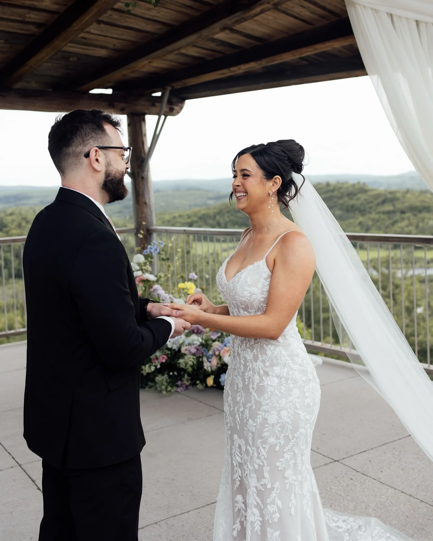 B&amp;F ceremony was a perfect mix of laughter, joy, happy tears and all in between! 
I loooove ceremonies that are super entertaining while still emotional. 
Here are some beautiful moments captured!

Venue: @lebelvedereweddings 
Florals: @plentyofp
