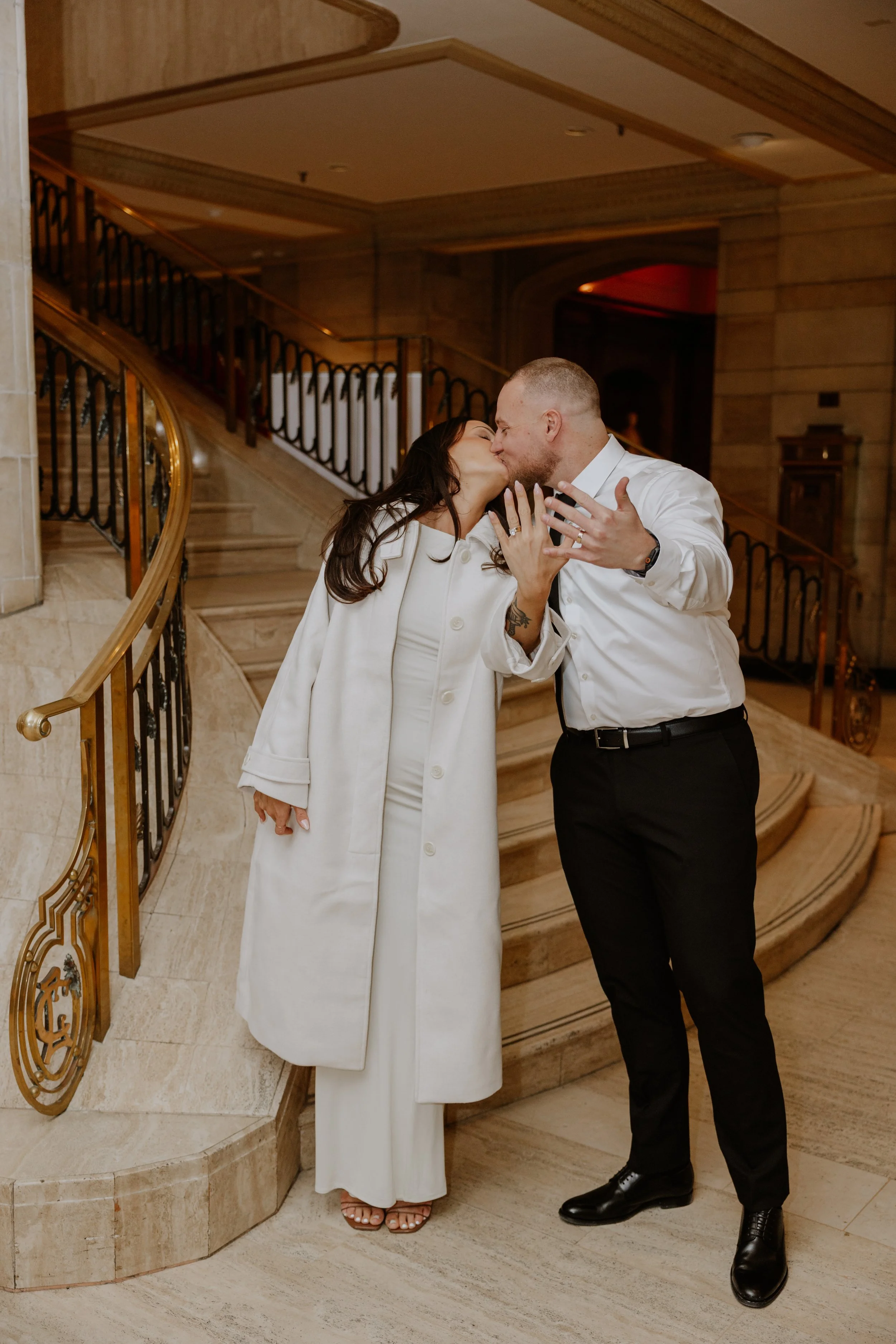 fairmont-chateau-laurier-ottawa-wedding-staircase.jpg
