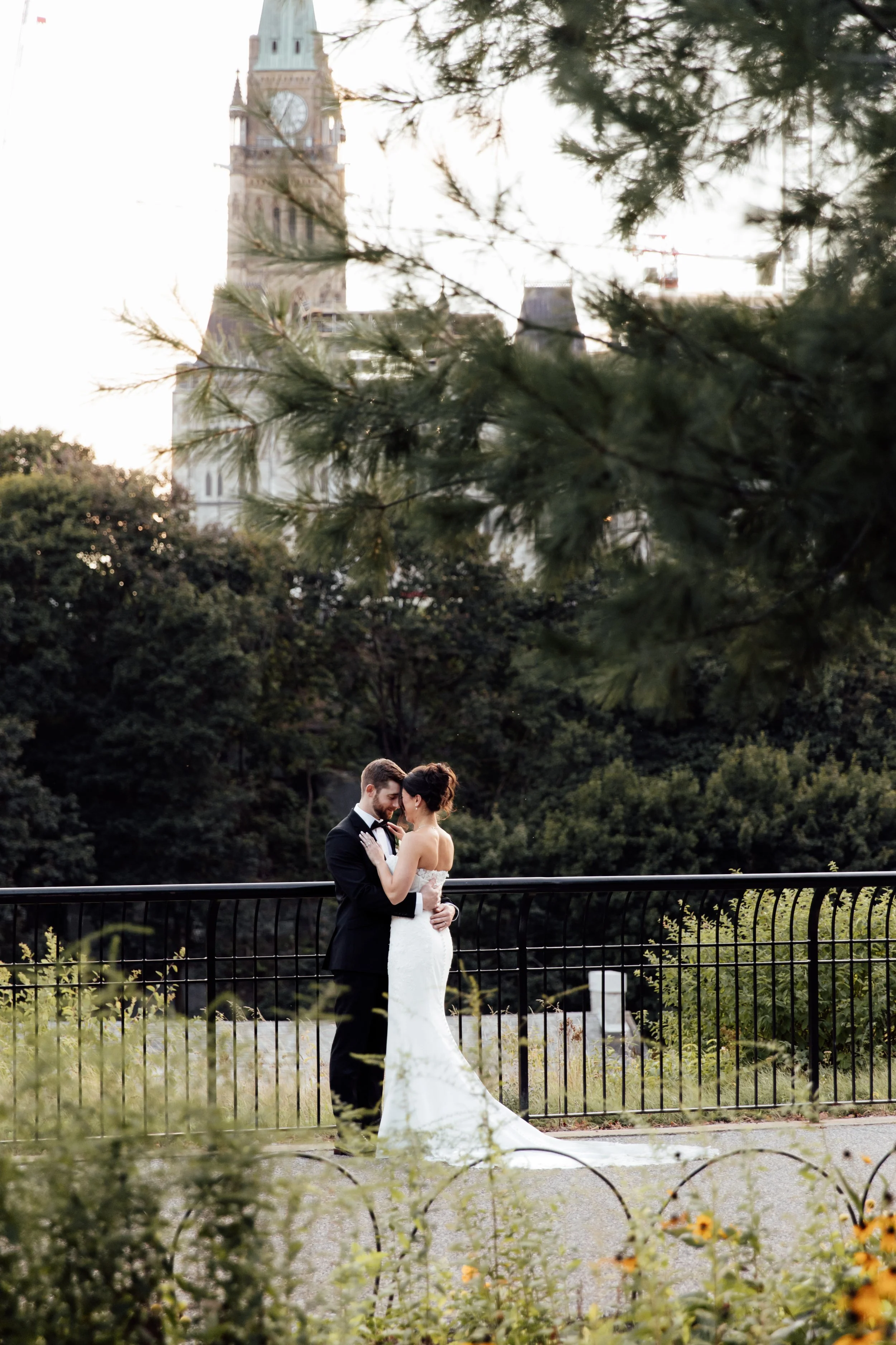 fairmont-chateau-laurier-ottawa-wedding-grounds.jpg