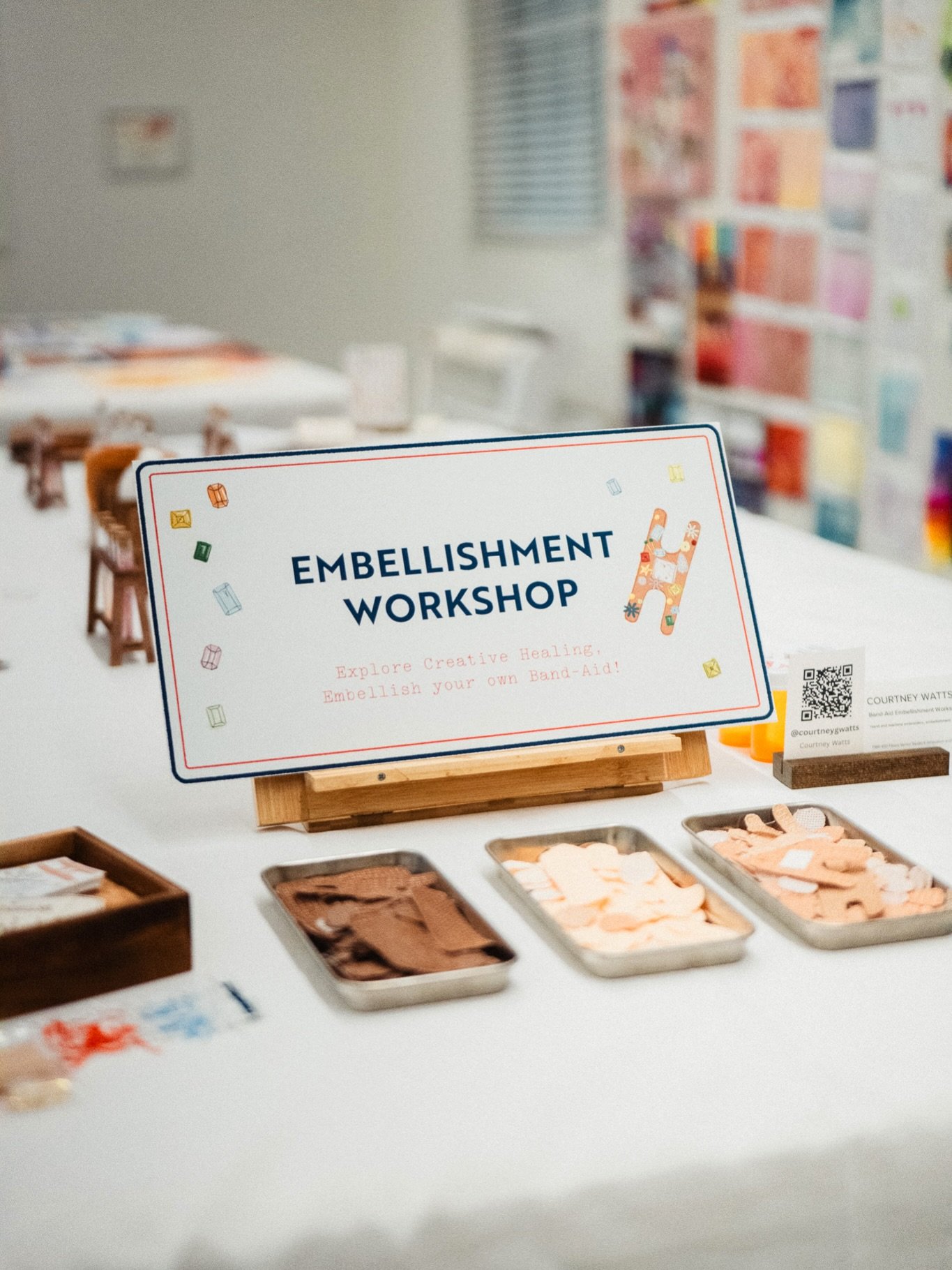 Friday&rsquo;s show was a dream come true! I can&rsquo;t believe how many people showed up for the workshop, over 150 embroidered band-aids were embellished. It was such a cool expression of creativity in the community. 

Huge THANK YOU to everyone w
