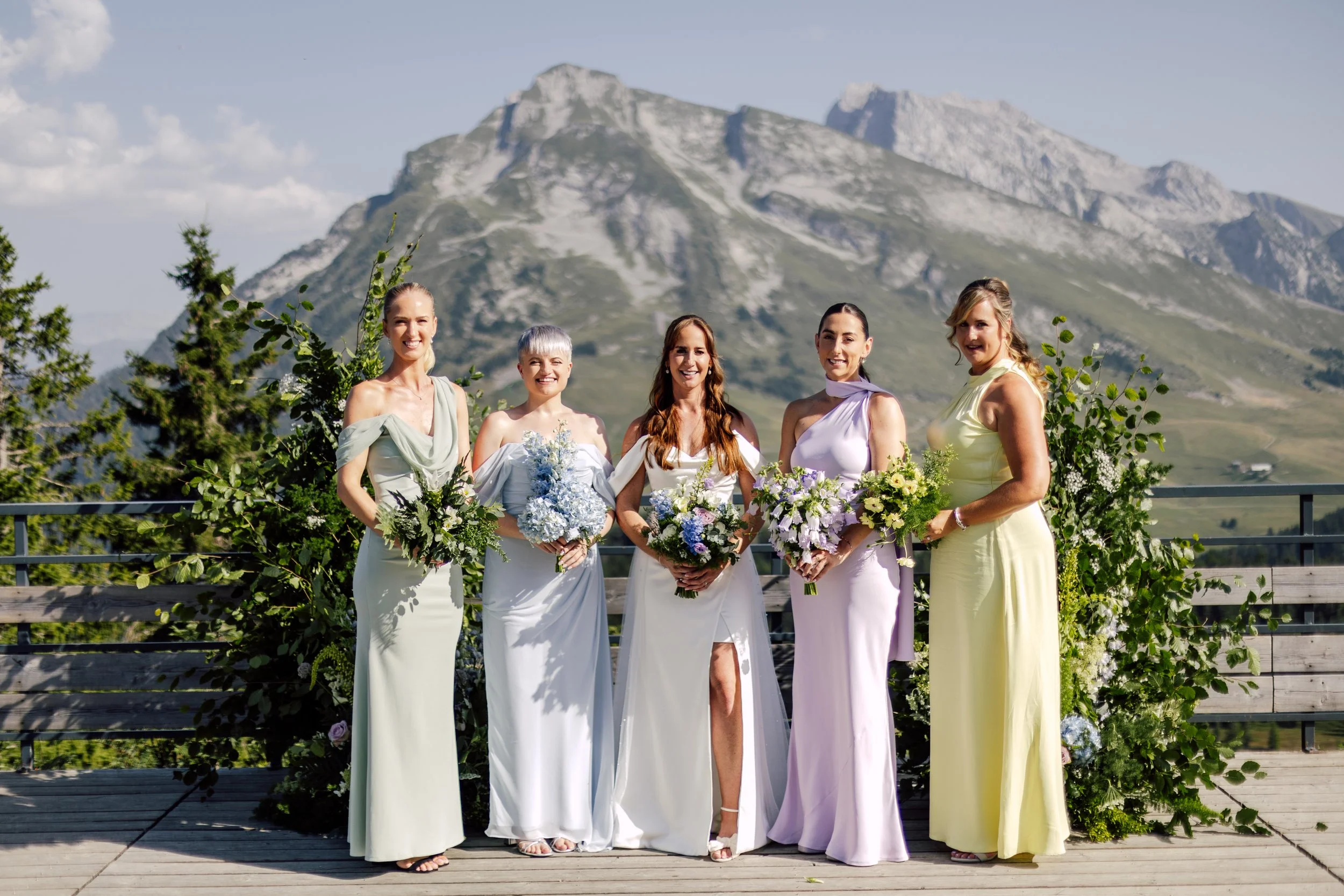Sonya-Flower-Luxury-Wedding-Florals-Alps.jpg