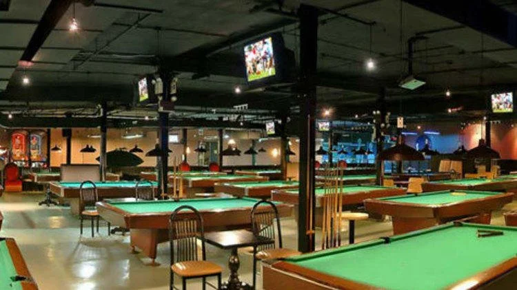 Field Trip at Ocean's 8 Billiards