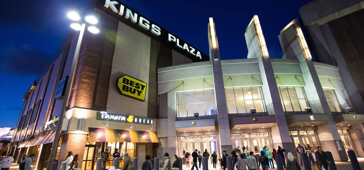 Field trip at Kings Plaza Mall