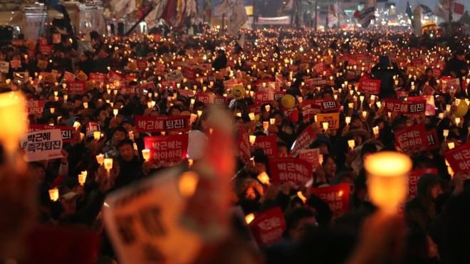 Impeachment by candlelight in South Korea: How to build a federated anti-corruption social movement