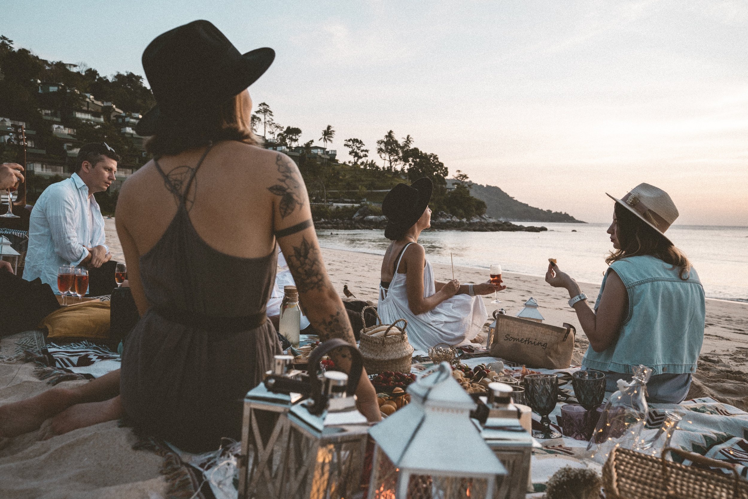 artur-kornakov-zY_-7bVI-_E-unsplash.jpeg