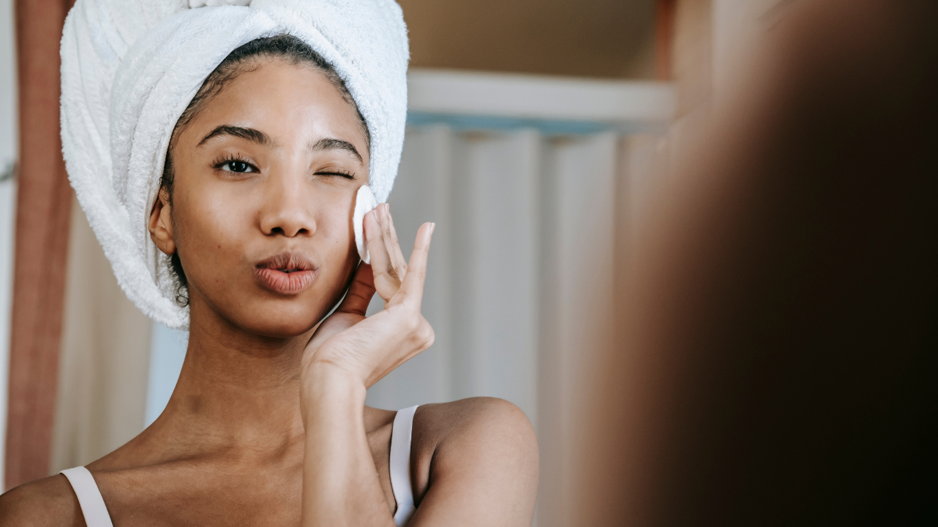 CLICK HERE FOR CLEAN NOURISHING CLEANSERS, TONERS, MOISTURIZERS AND MORE!