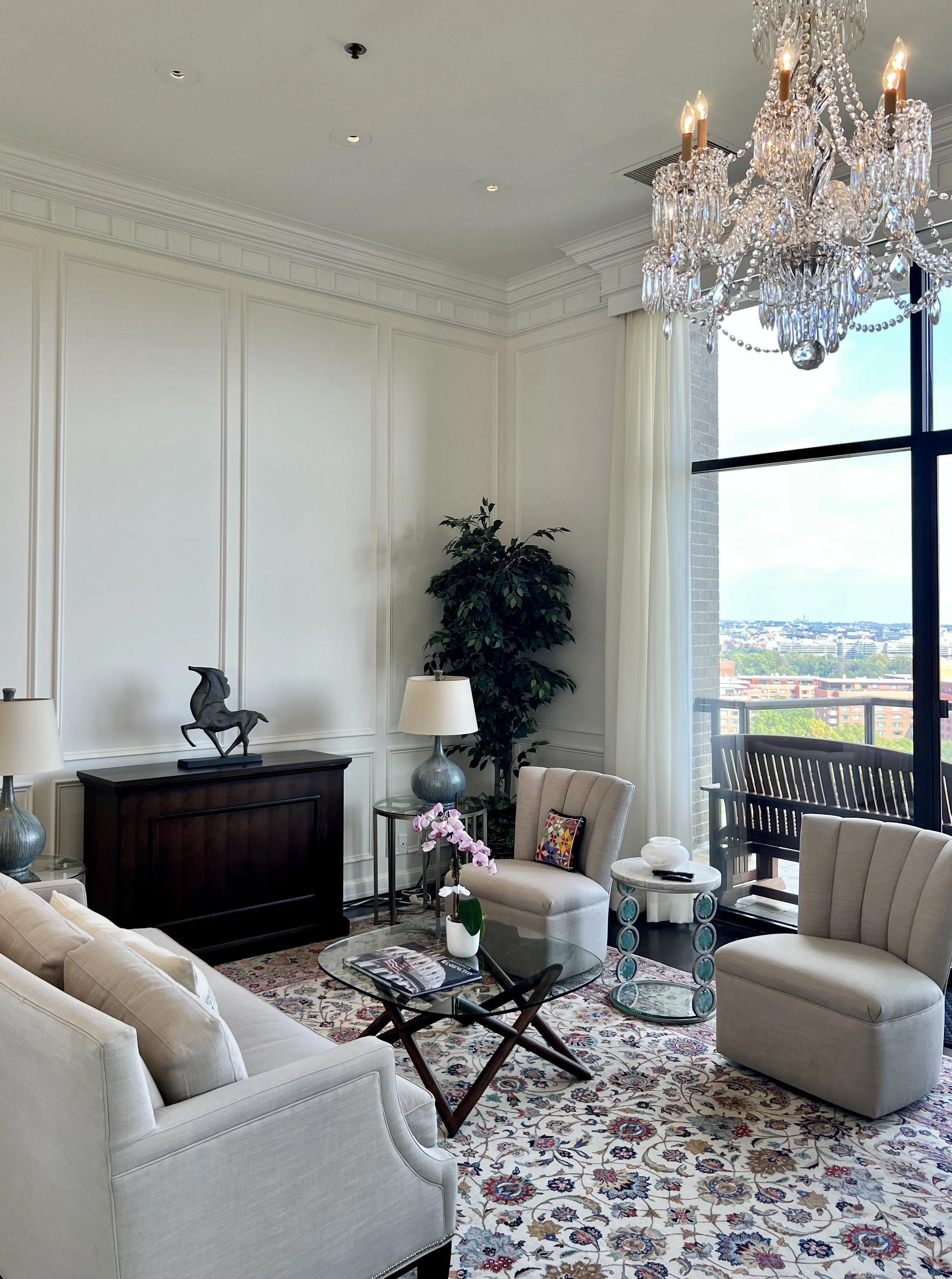 We developed a perfect floor plan with their existing furniture. Ample seating to enjoy the stunning view. 