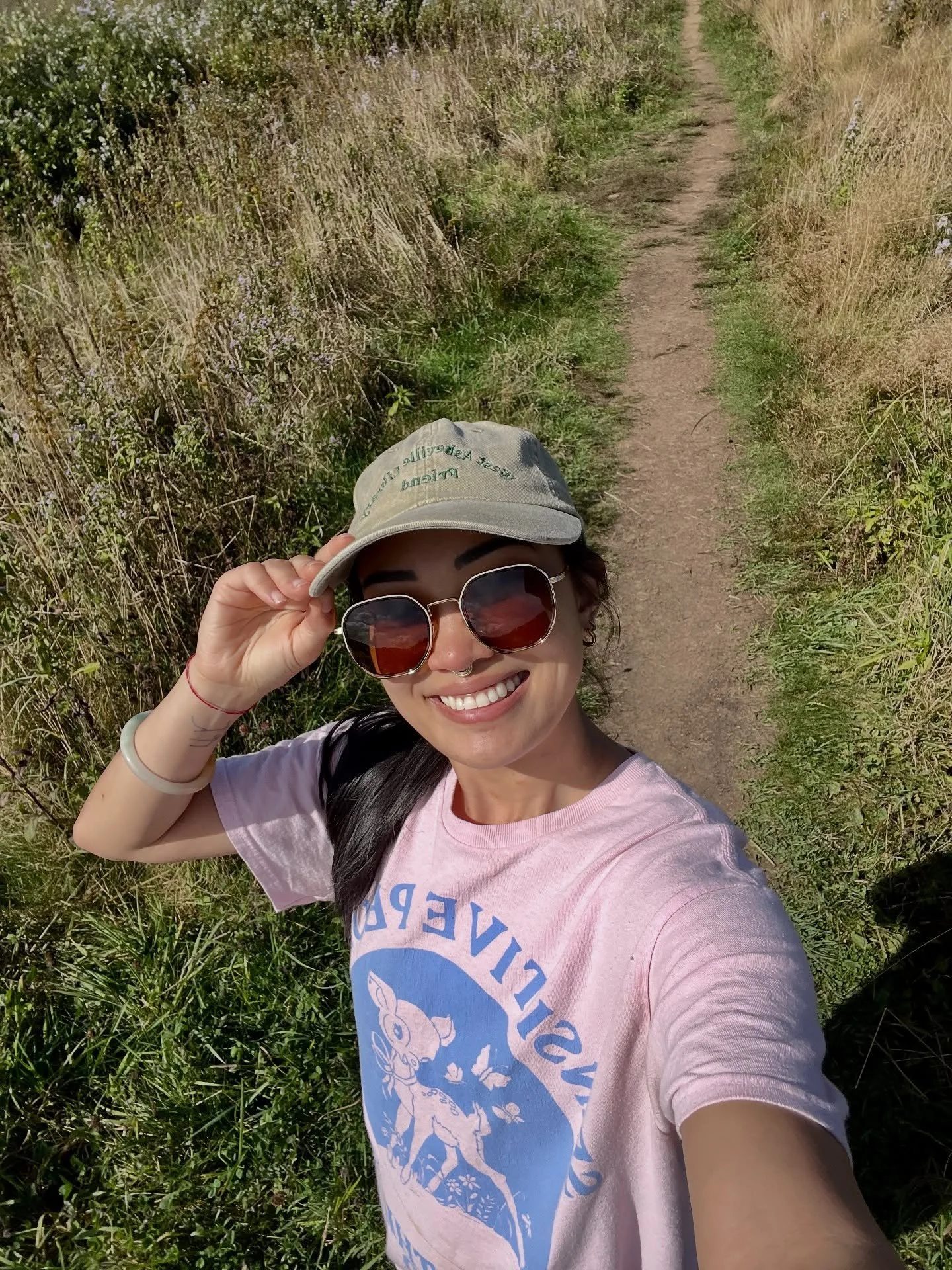 The best newsletter I’ve written all year goes out at 5pm ET today. Tap the 🔗 in bio to subscribe and get it in your inbox. I’m really proud of this one 🥰
In it, I talk about:
💡 The hidden gifts of diminished capacity
🩹 Nostalgia as