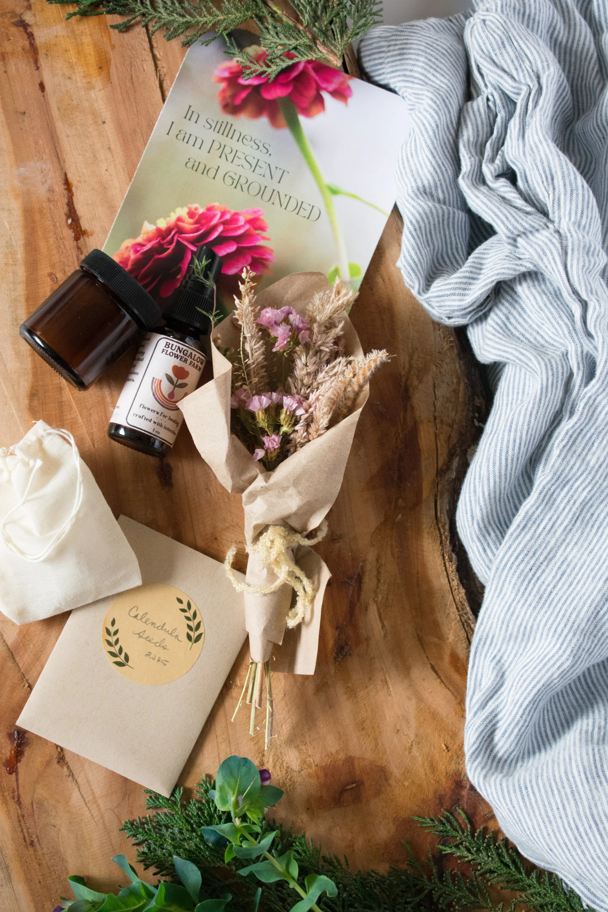 20251117-Gift Set-003.jpg