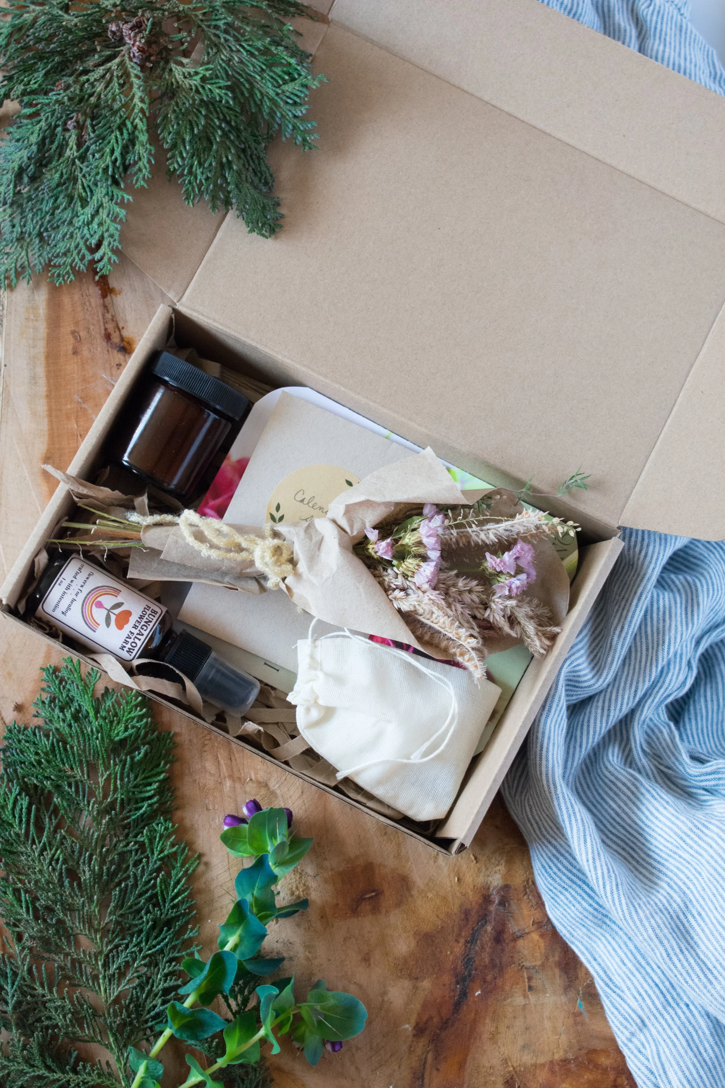 20251117-Gift Set-003-2.jpg