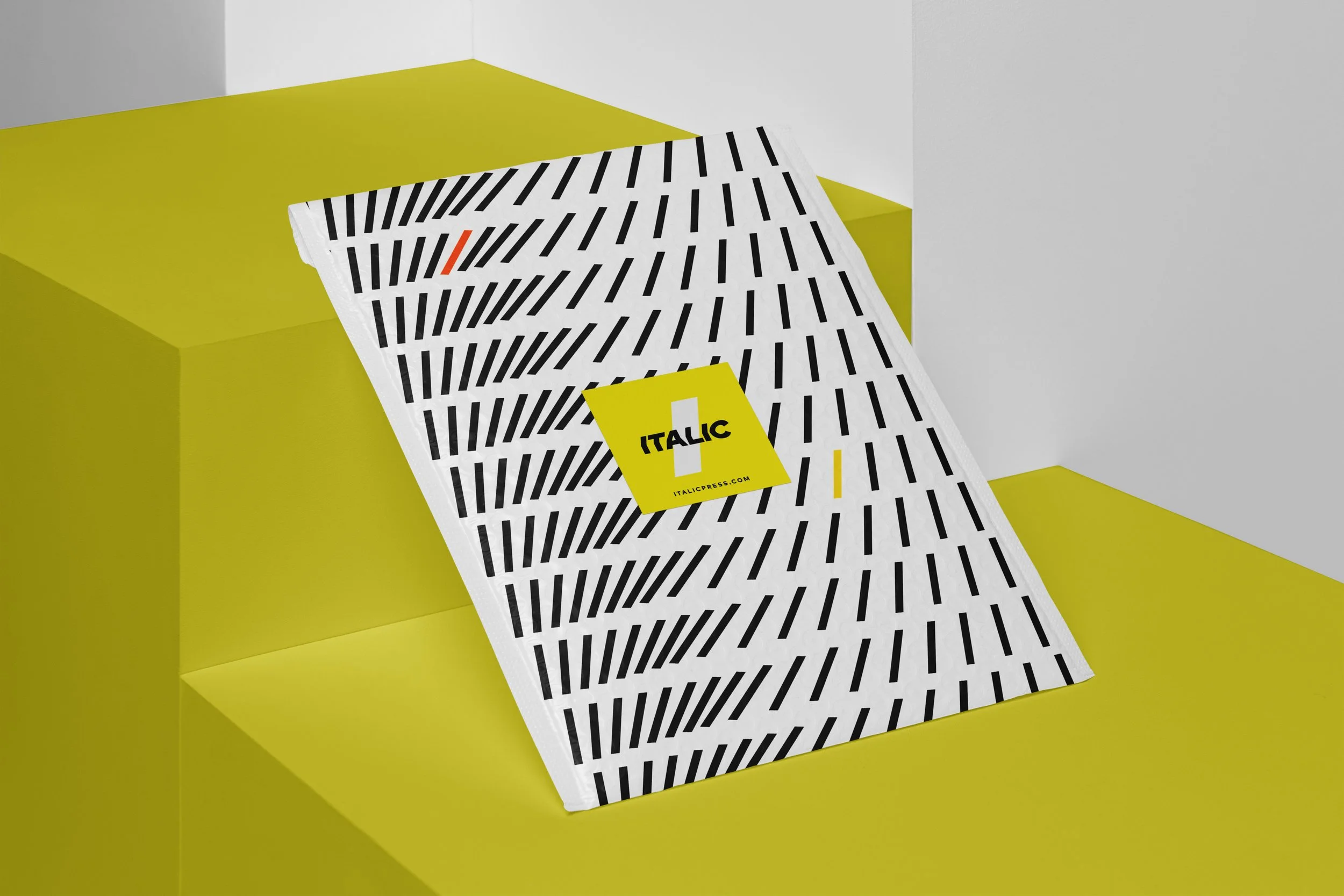 Free Bubble Envelop on Boxes Mockup.jpg