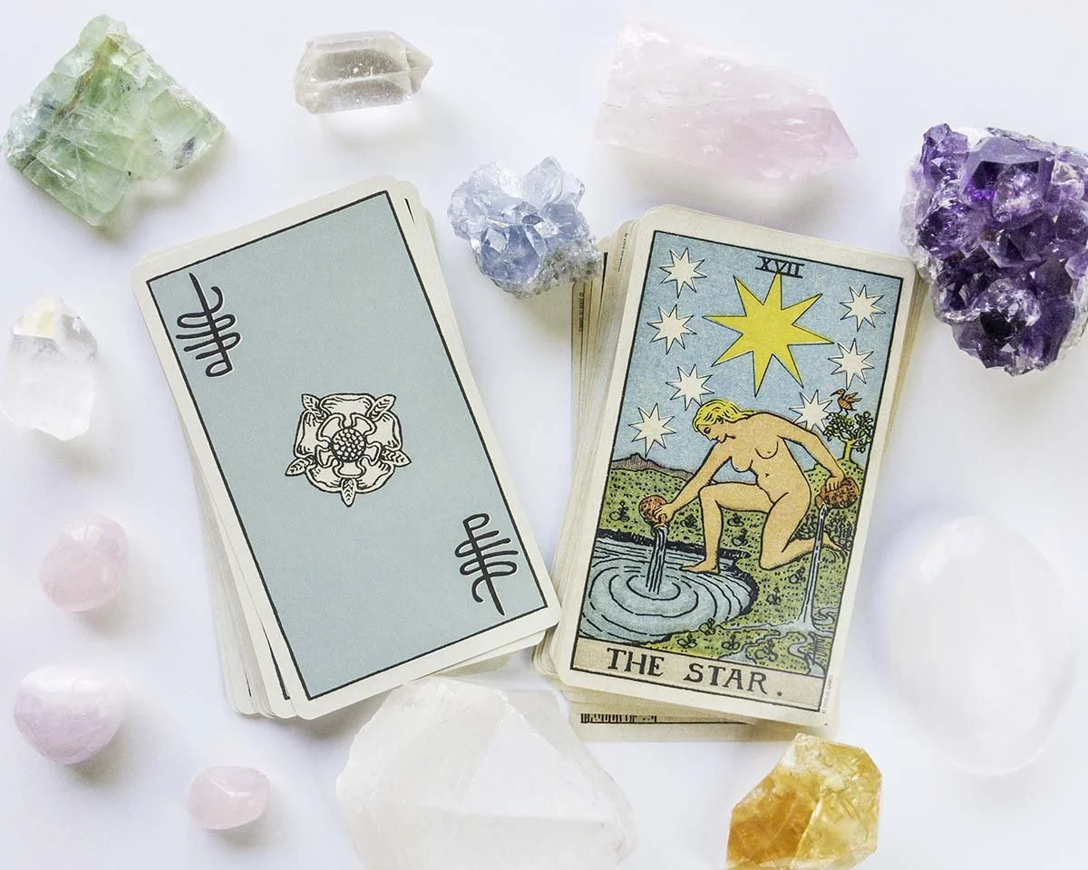 The Main Tarot Cards in a Deck: Understanding Their Significance