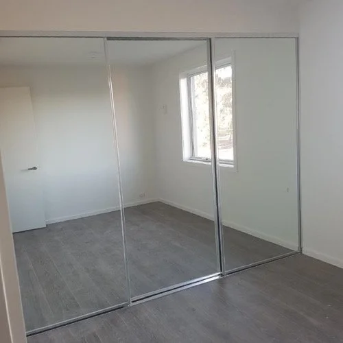 Custom glasswork installed by All That Glass in South Orange County
