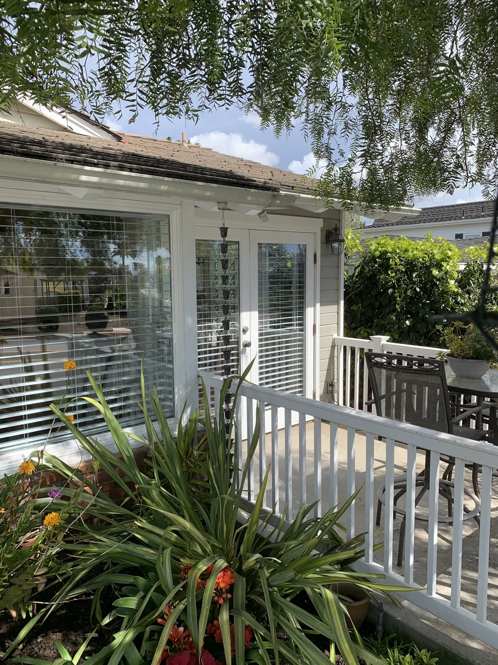 Custom glasswork installed by All That Glass in South Orange County