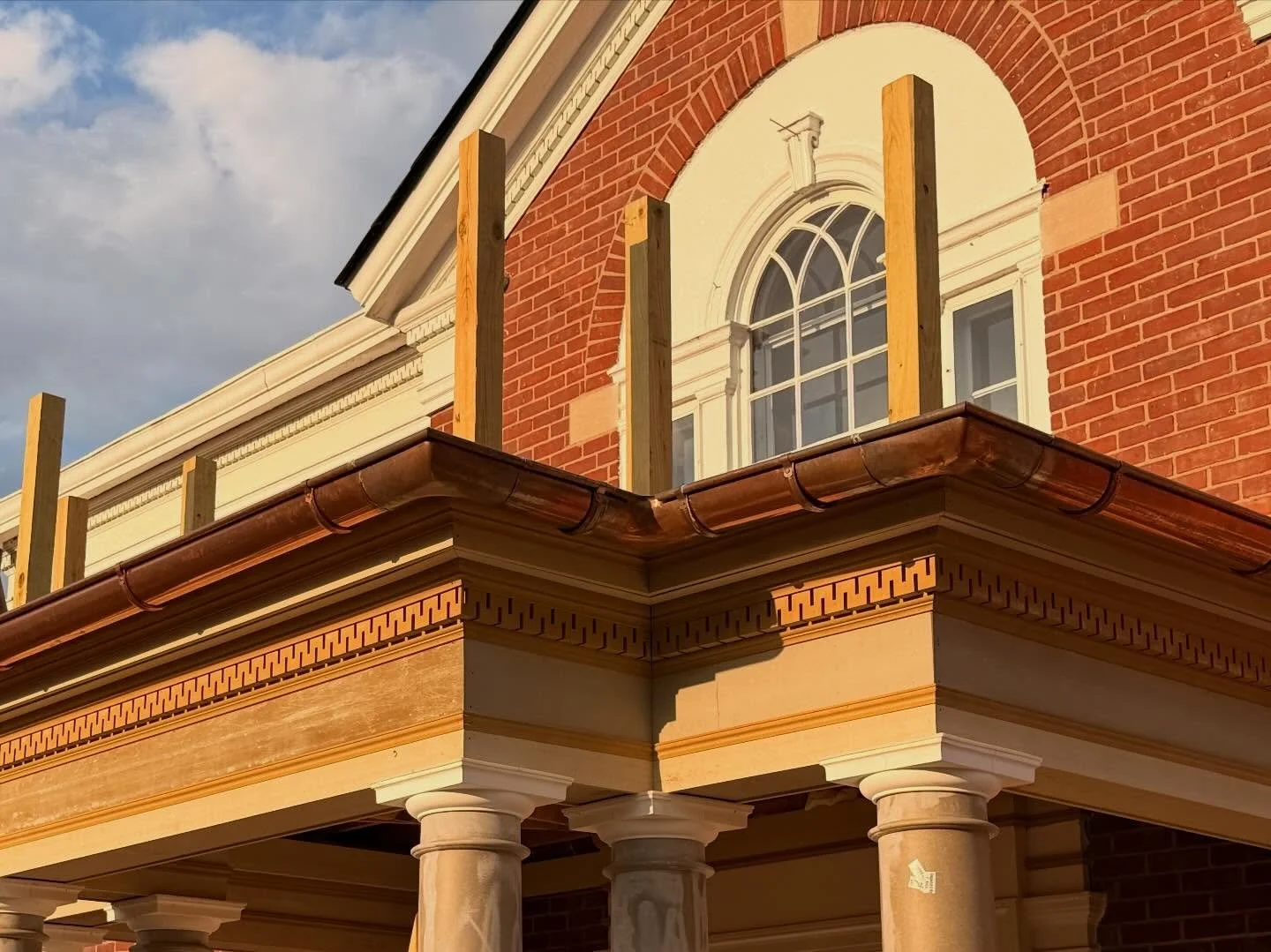 An in-progress detail from a new portico on this classic Indian Hills beauty, with a custom dentil molding to match the original house. 

Builder: @espositoconstruction 

#architecture #traditionalarchitecture #portico #renovation #colonialrevival